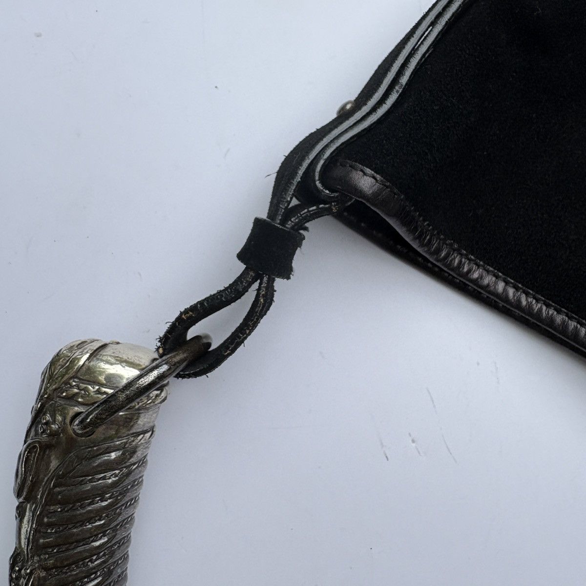 Yves Saint Laurent YVES SAINT LAURENT by Tom Ford Suede MOMBASA HOBO BAG Size ONE SIZE - 19 Thumbnail