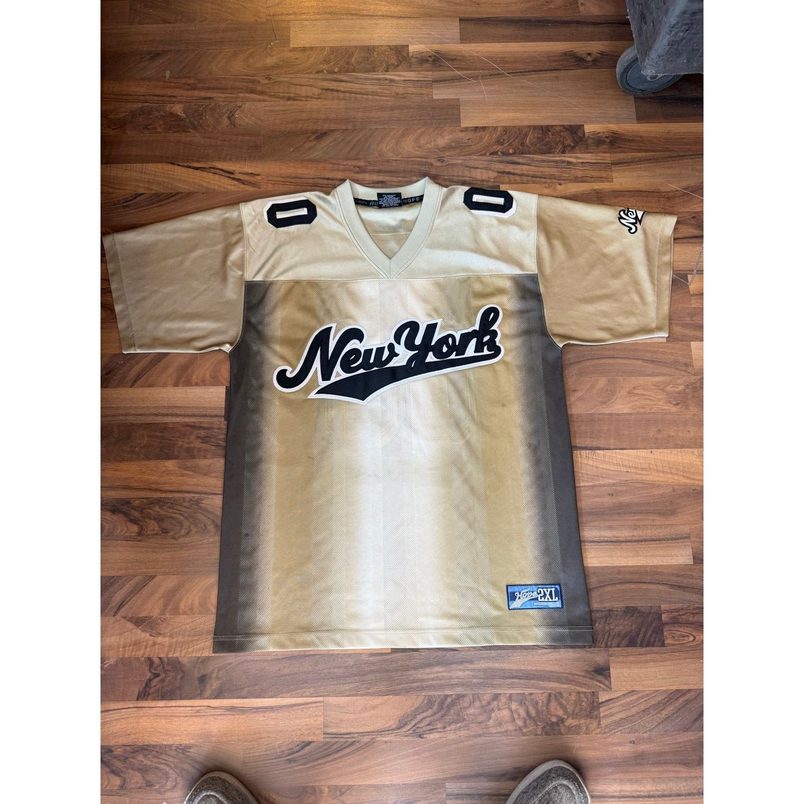 Hope Y2K Hope Sports New York Gold and Black Size Large Size US L / EU 52-54 / 3 - 1 Thumbnail