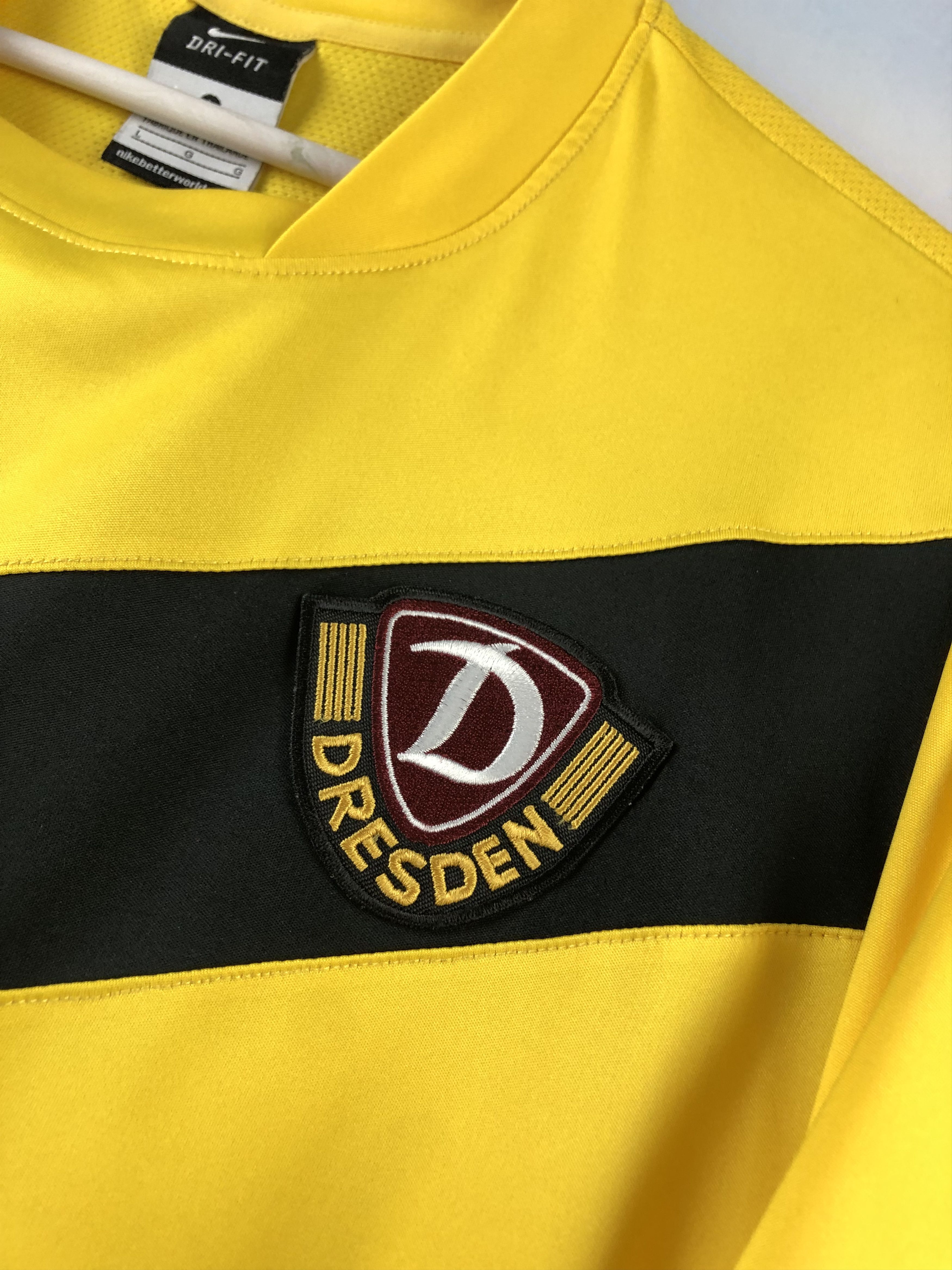 Nike Dynamo Dresden shirt 2011 Soccer Koch Jersey Player Issue Size US L / EU 52-54 / 3 - 9 Thumbnail