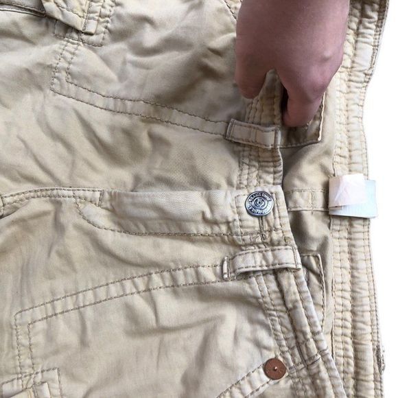 True Religion RARE True Religion Jeans Size 34 Cargo Pants Khaki Brown Size US 34 / EU 50 - 10 Thumbnail