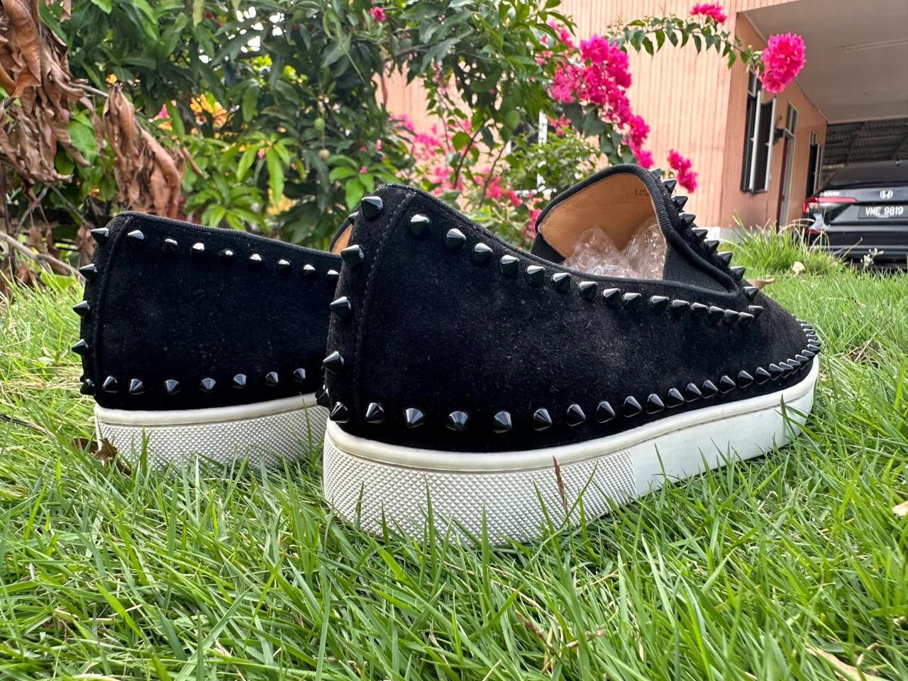 Christian Louboutin Authentic Christian Loboutin Pik Boat Flat Veau Velours/GG Size US 9 / EU 42 - 4 Thumbnail