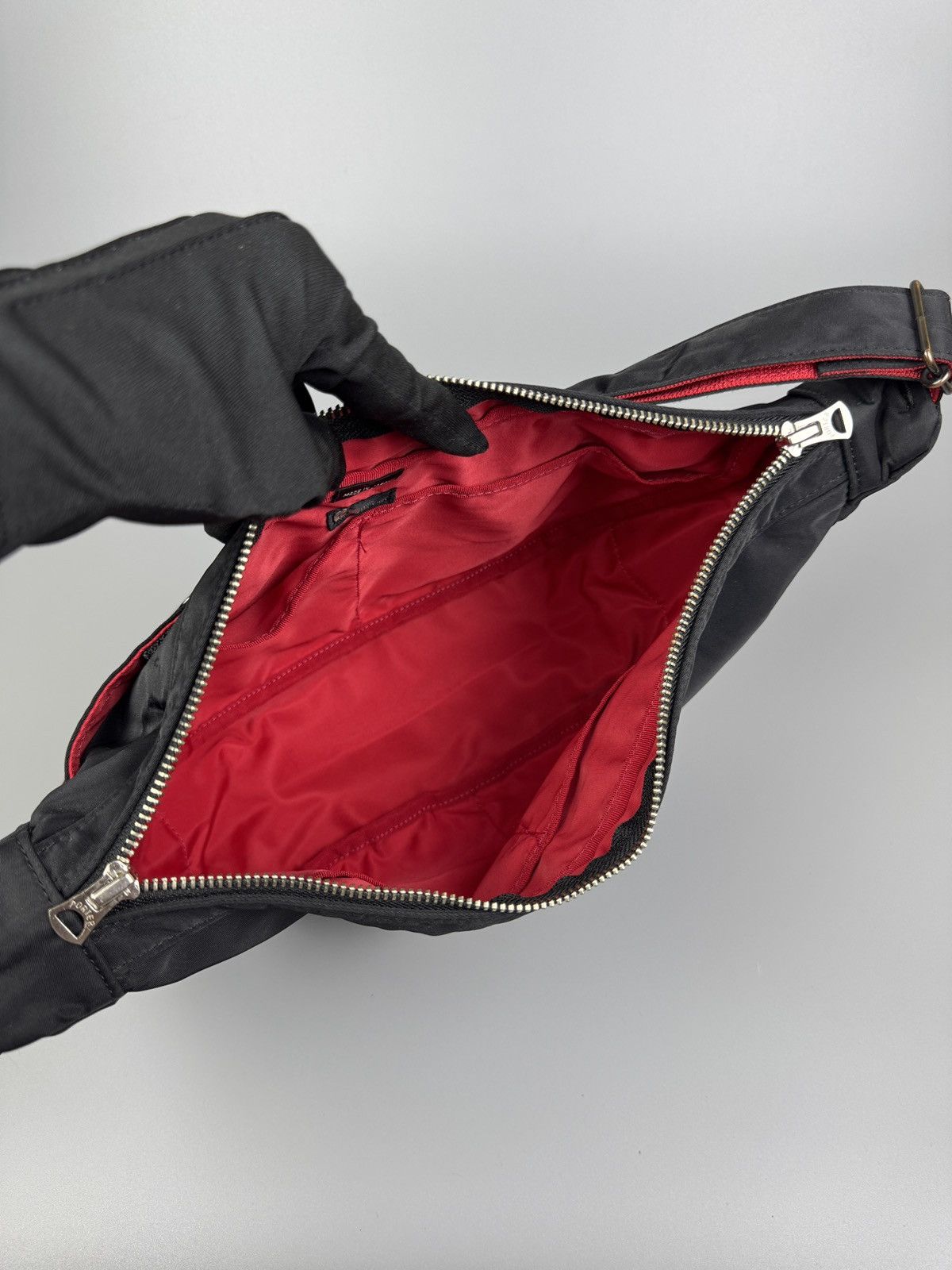 Porter Porter x Ils - L Fine Nylon Crossbody Bag Size ONE SIZE - 12 Thumbnail