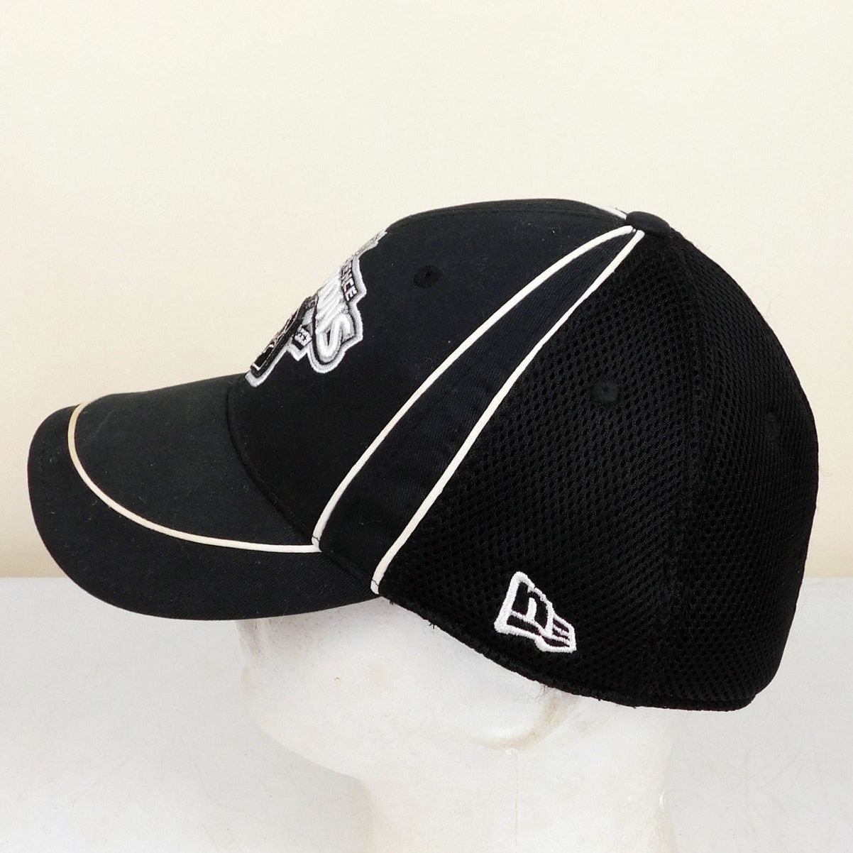 New Era Pittsburgh Penguins 2009 Conference Champions Hat Size M/L Size ONE SIZE - 3 Thumbnail