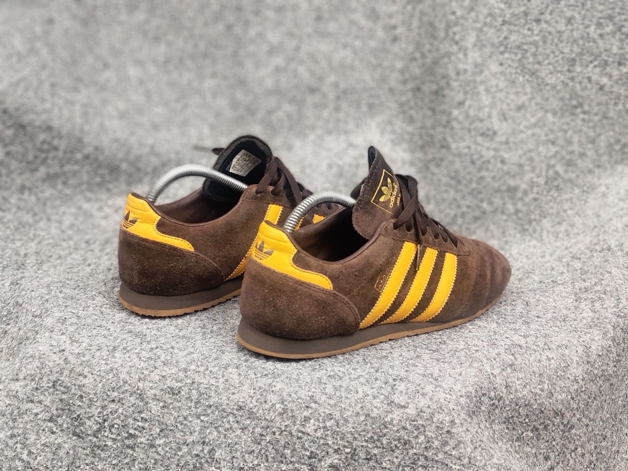 Adidas Adidas Vintage Y2K Style brown Yellow trendy suede sneakers Size US 8.5 / EU 41-42 - 13 Thumbnail