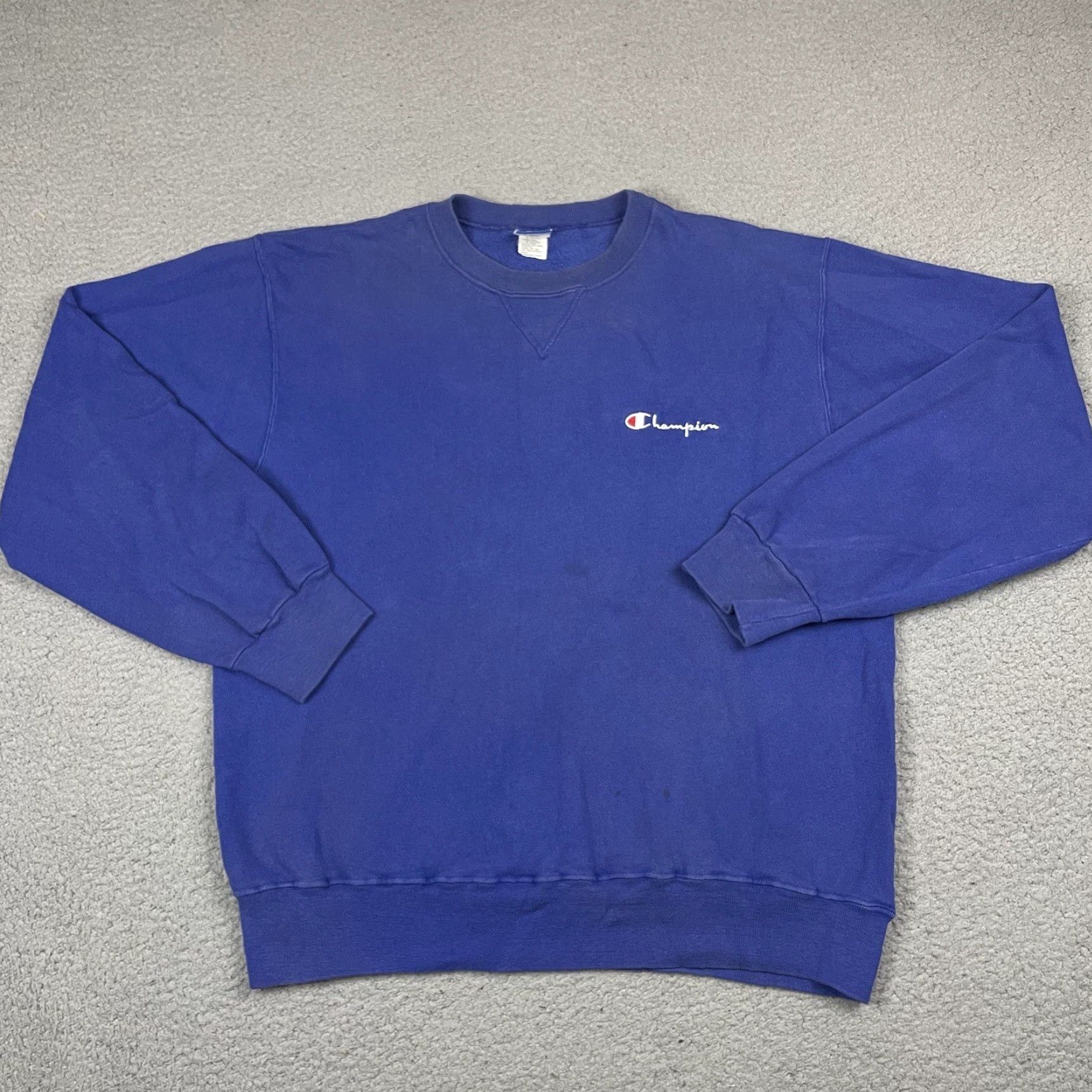 Champion VINTAGE Champion Sweatshirt Adult XL Blue Crewneck Rare Distressed Thrashed 90s Shirt Mens Size US L / EU 52-54 / 3 - 2 Thumbnail