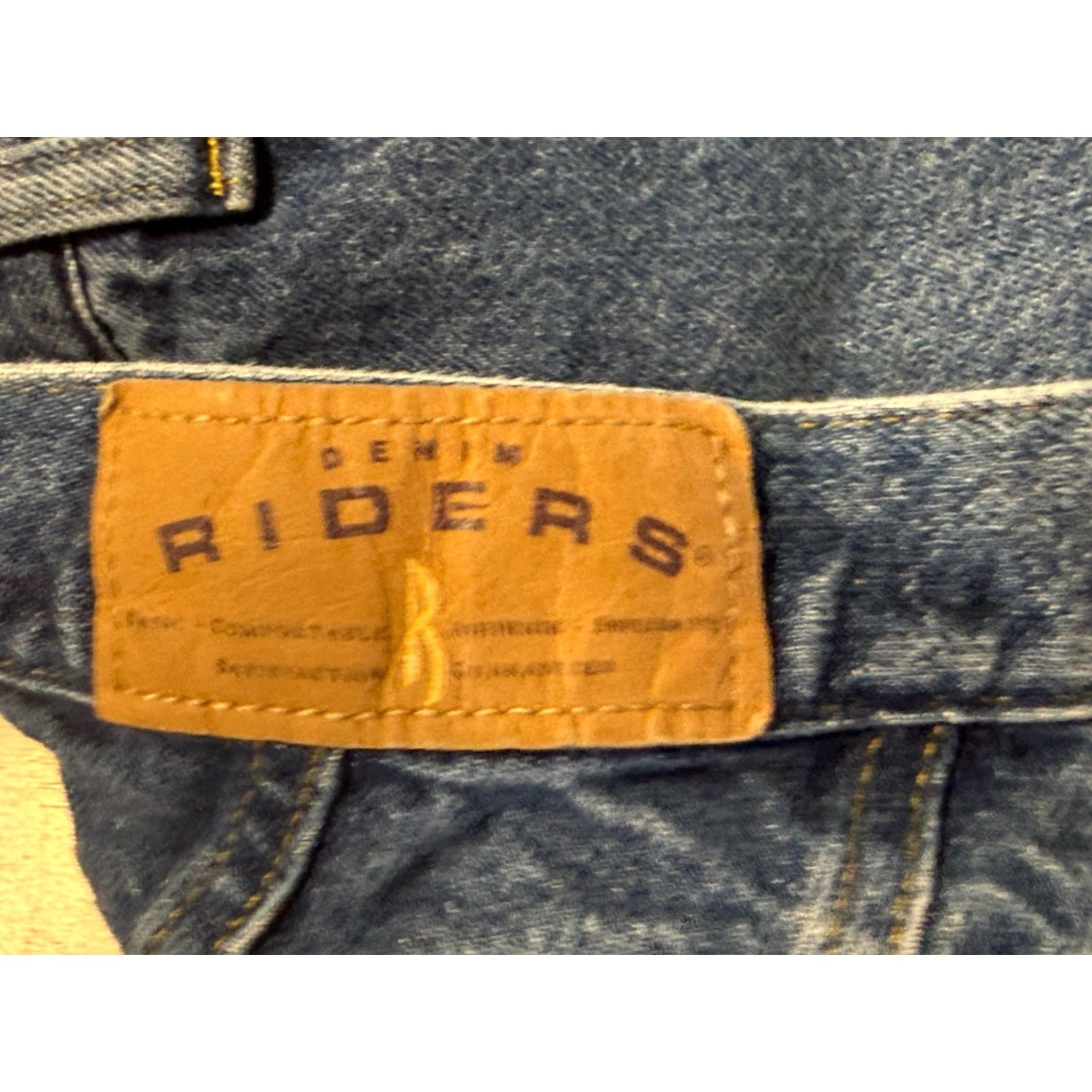 Lee Riders by Lee Jeans Women's 16P Petite Blue Denim Straight Leg Jeans Shirt? Size 38" / US 16 / IT 52 - 7 Thumbnail