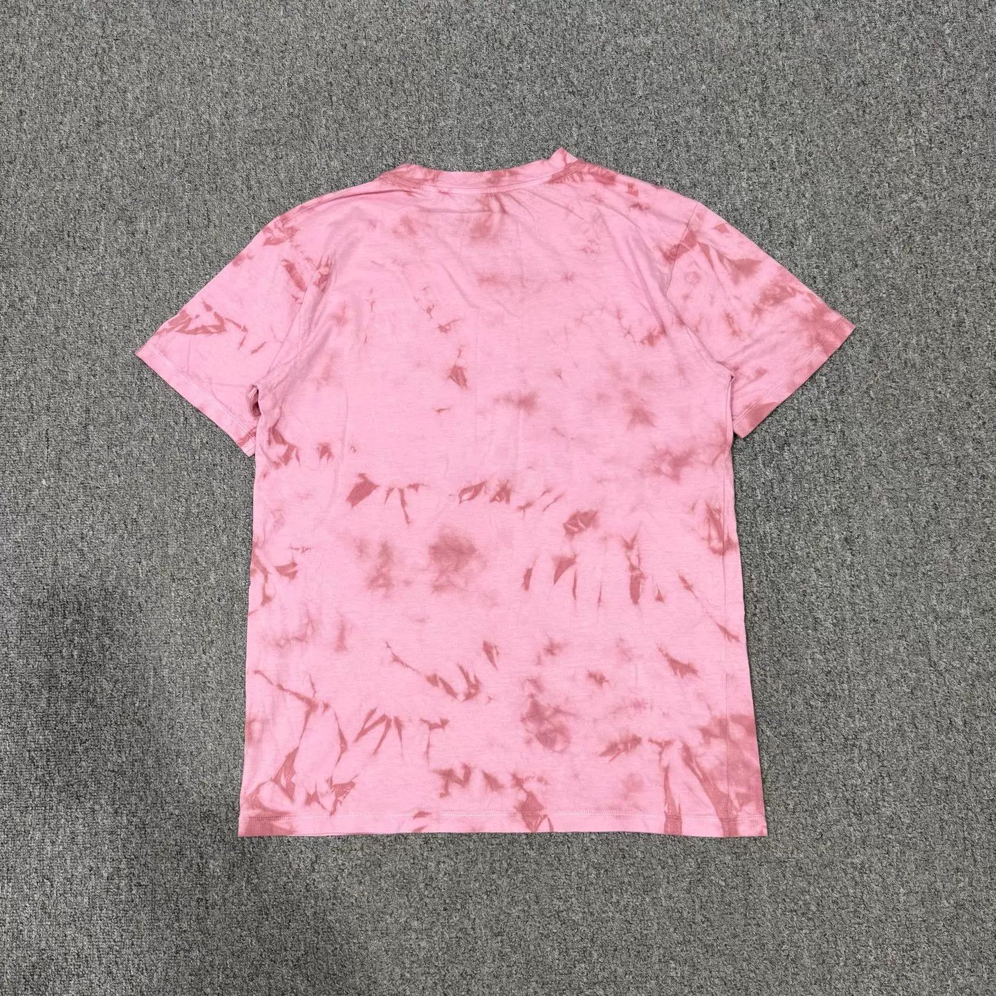 Gucci Gucci Classic Koi Embroidered Pink Tie-Dye Short Sleeve Size US S / EU 44-46 / 1 - 2 Thumbnail
