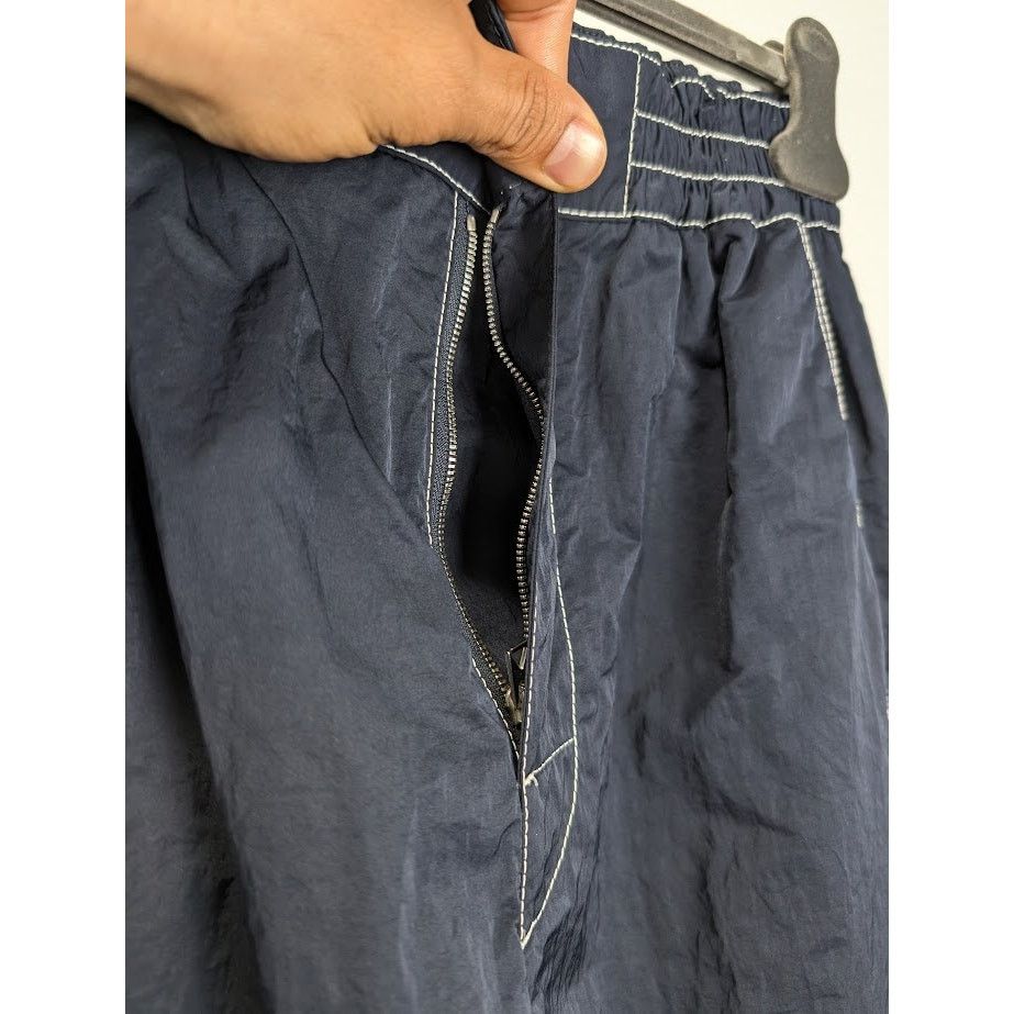 Bottega Veneta o1rshd1 Tech Nylon Trousers in Navy Size US 30 / EU 46 - 8 Thumbnail