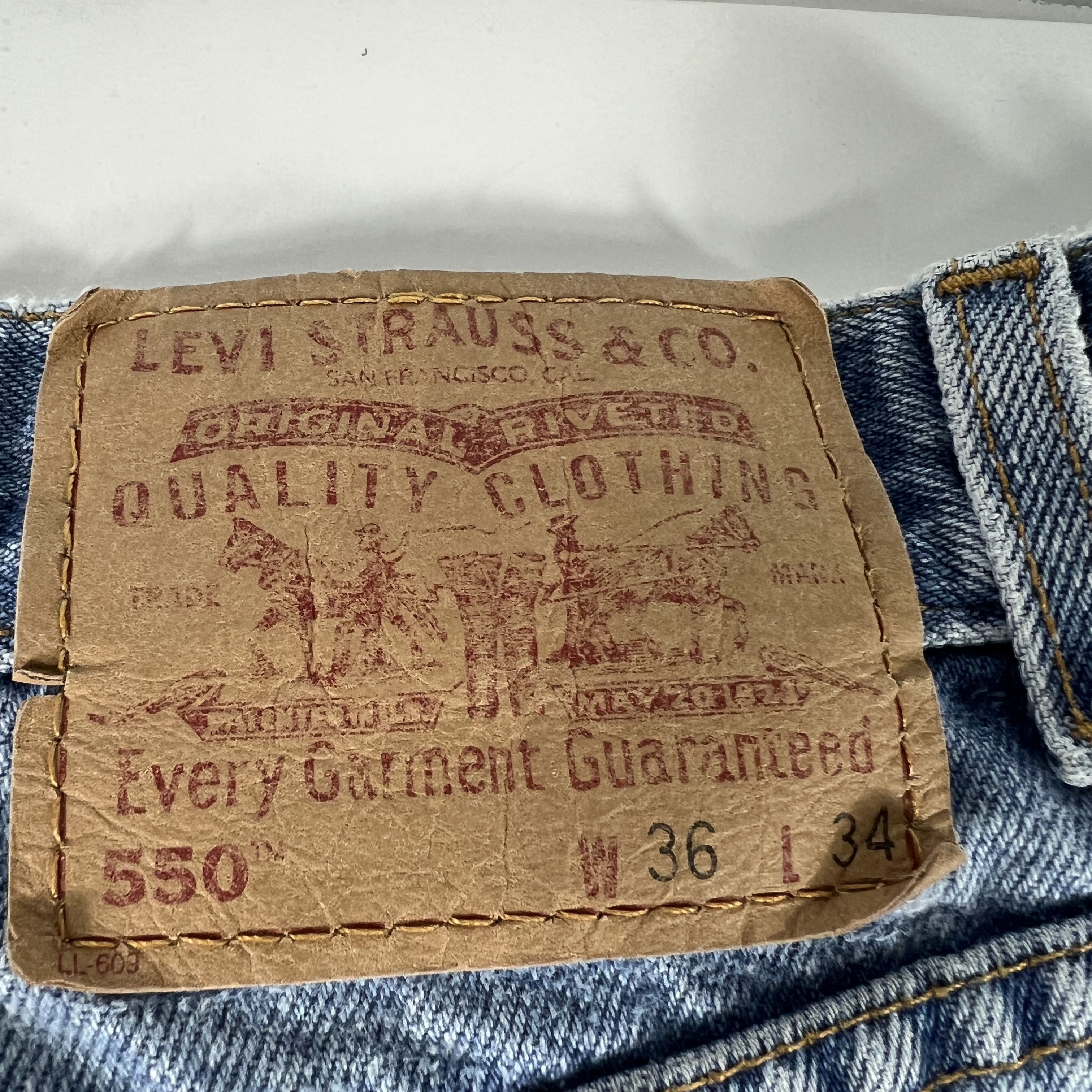 Levi's × Vintage Y2K Levi's Jeans 550 Relaxed Blue Faded Cotton Denim Size US 36 / EU 52 - 15 Thumbnail