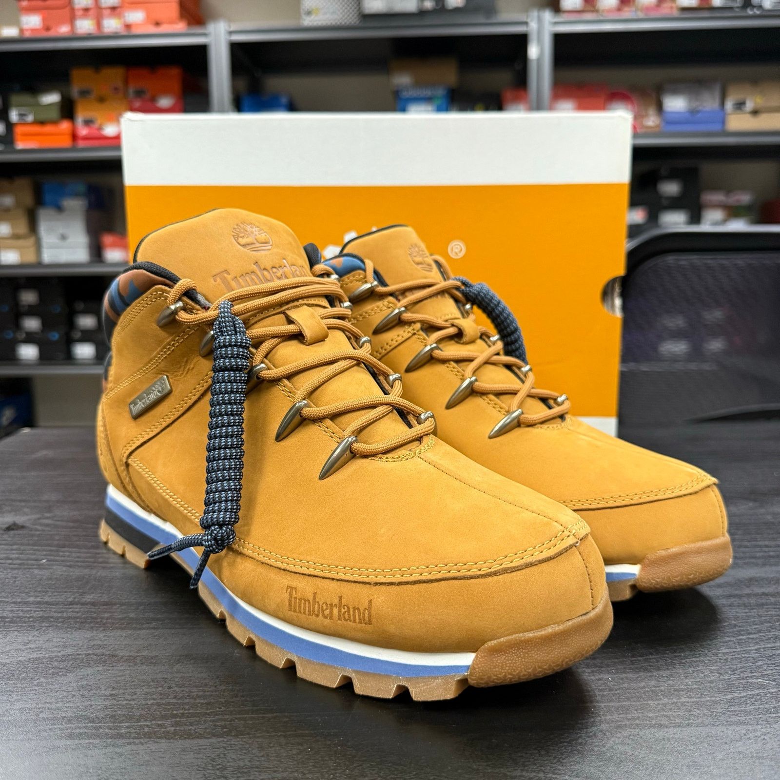Timberland TIMBERLAND MEN'S 12 EURO SPRINT HIKER MID NUBUCK WHEAT A67FB Size US 12 / EU 45 - 5 Thumbnail