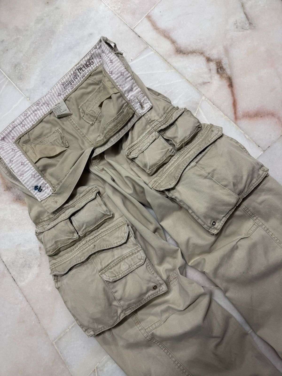 PPFM INSANE 3D POCKET VINTAGE USRN 95705 PLUGG CARGO DISTRESS Size US 34 / EU 50 - 9 Thumbnail