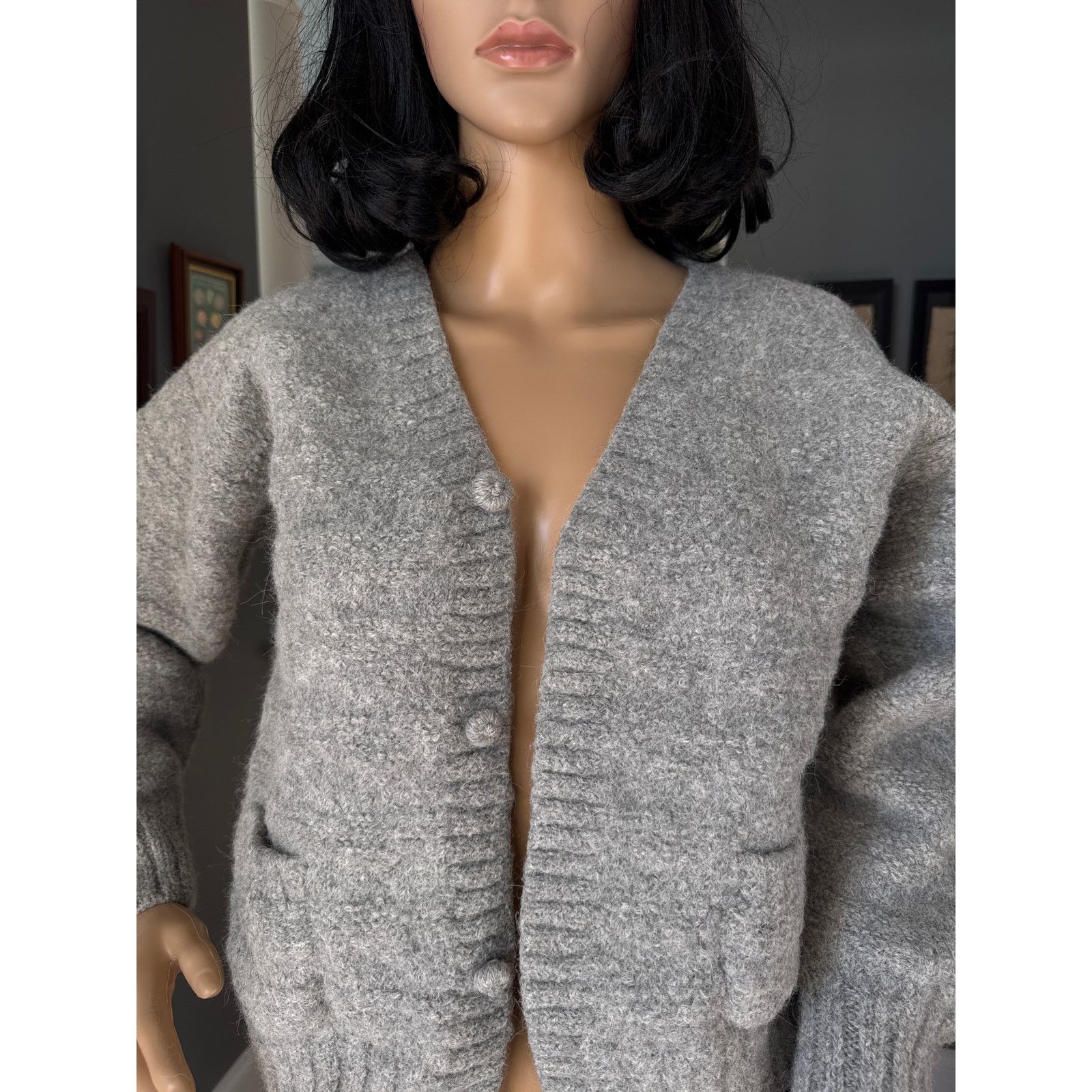 Vintage Peruvian Alpaca V neck Sweater gray faux button down pockets Size M / US 6-8 / IT 42-44 - 9 Thumbnail