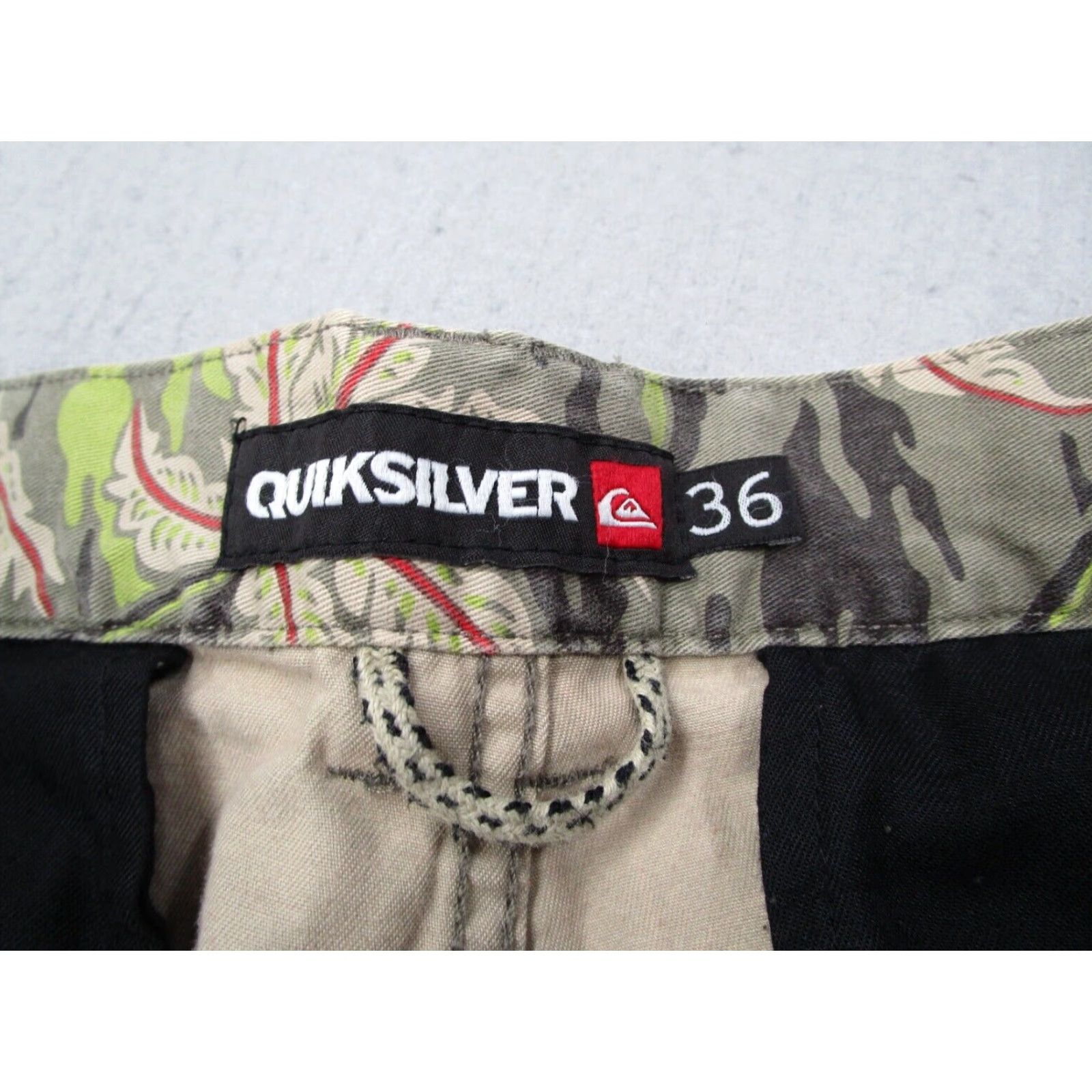 Quiksilver Quiksilver Mens Shorts Green Tiger Stripe Camo 36 Cotton Regular Fit Size US 36 / EU 52 - 2 Thumbnail