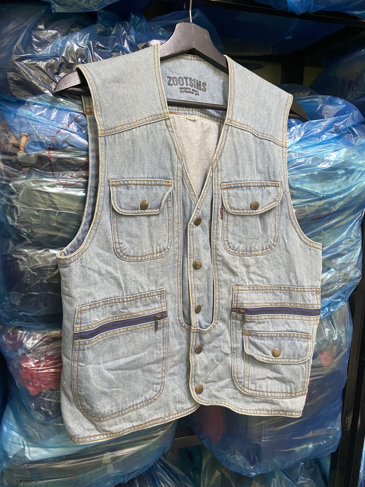 Vintage Vintage Zootsims Outdoor Sport Denim Utility Vest Light Blue Size US M / EU 48-50 / 2 - 5 Thumbnail