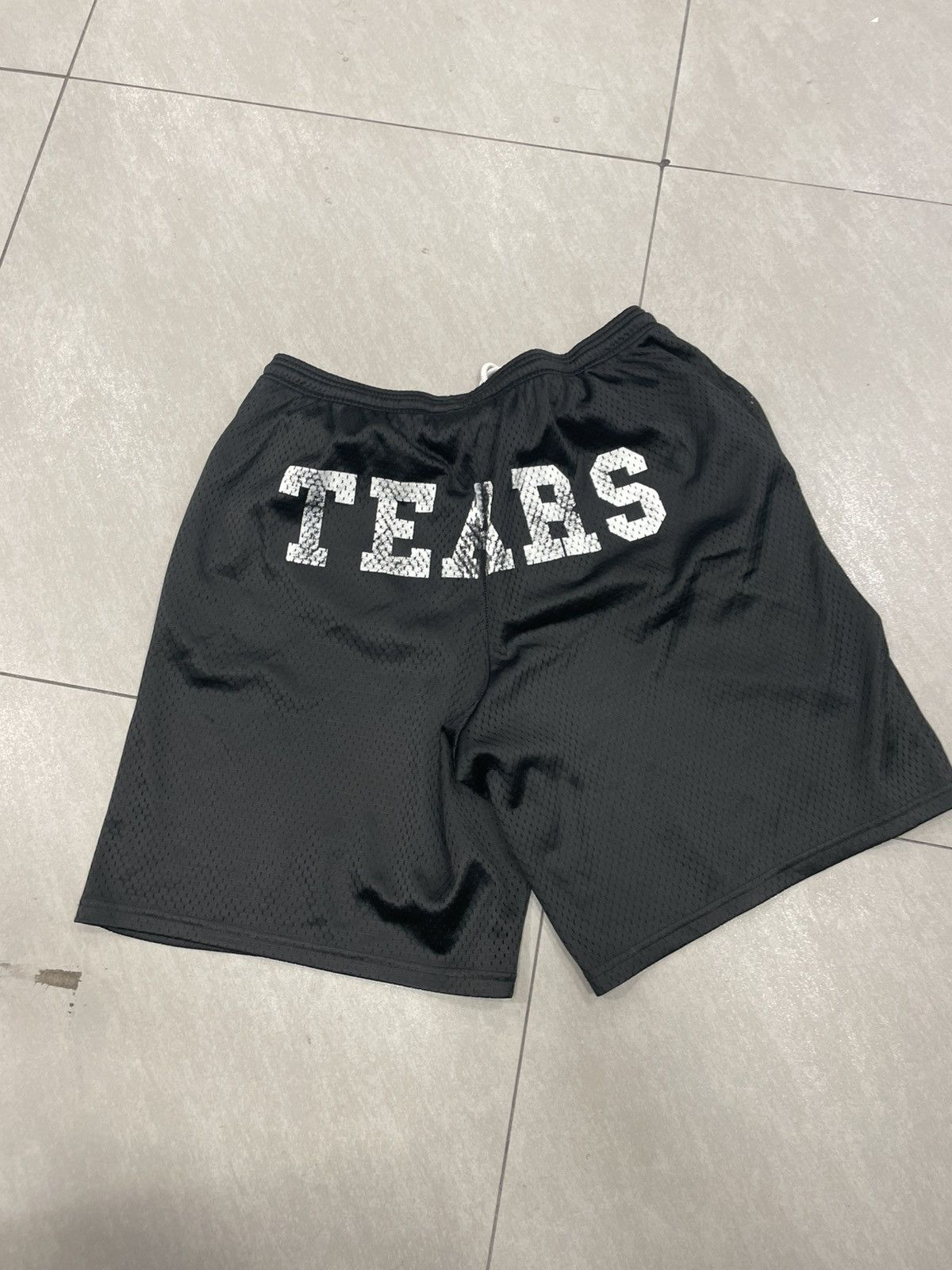 Champion Champions x Off White Pyrex Shorts Size US 38 / EU 54 - 2 Thumbnail