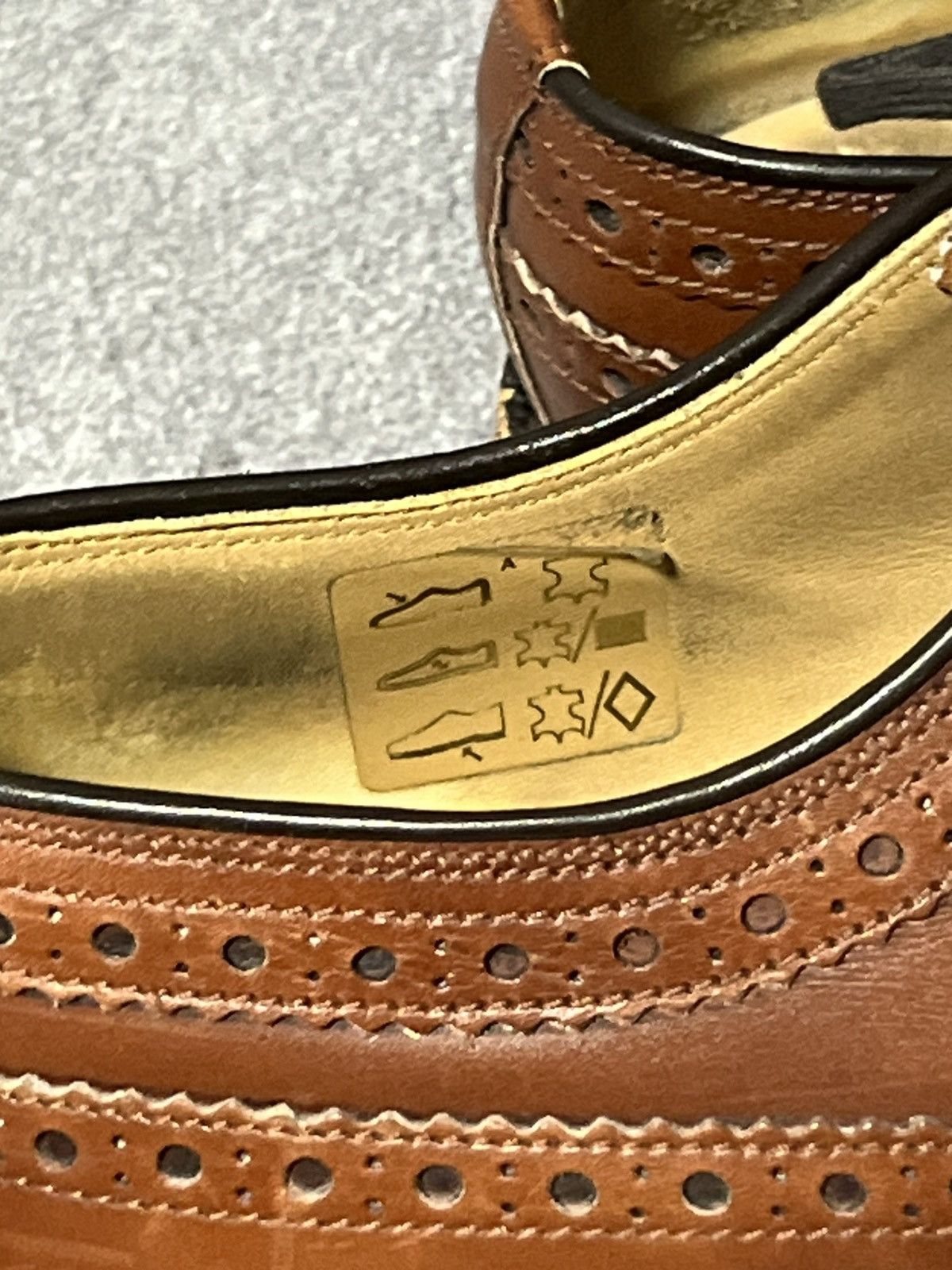 Loake Loake Brogue Brown Leather Shoes Made In England Size US 8 / EU 41 - 9 Thumbnail