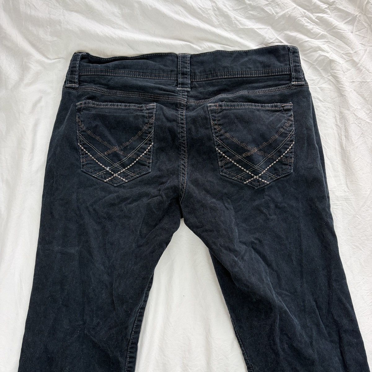 Old Navy Vintage Y2K old navy navy corduroy low rise pants Size 28" / US 6 / IT 42 - 2 Thumbnail