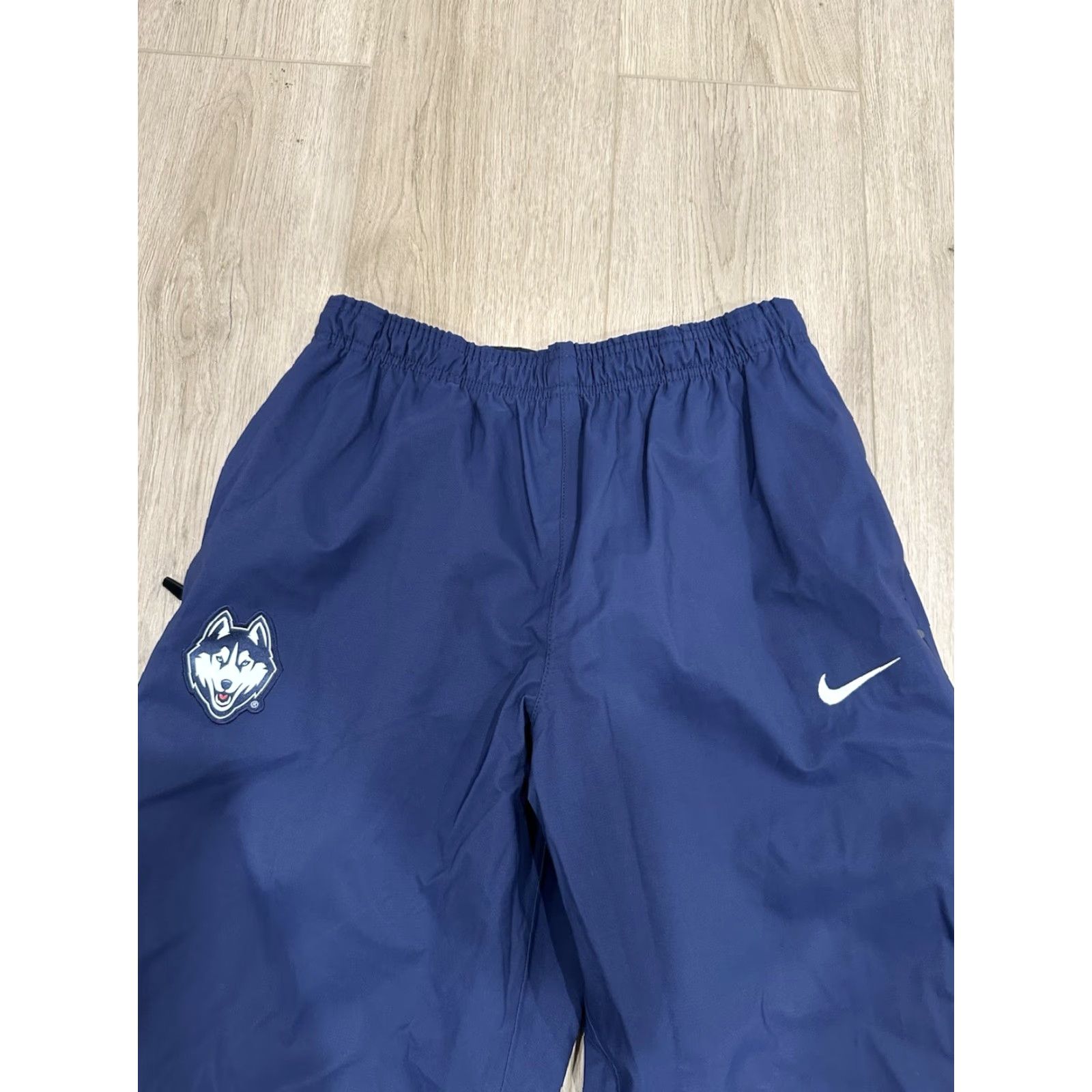 Nike VINTAGE Nike Uconn Huskies Track Pants Mens Medium Blue USA DN6836-419 Size US 31 - 4 Thumbnail