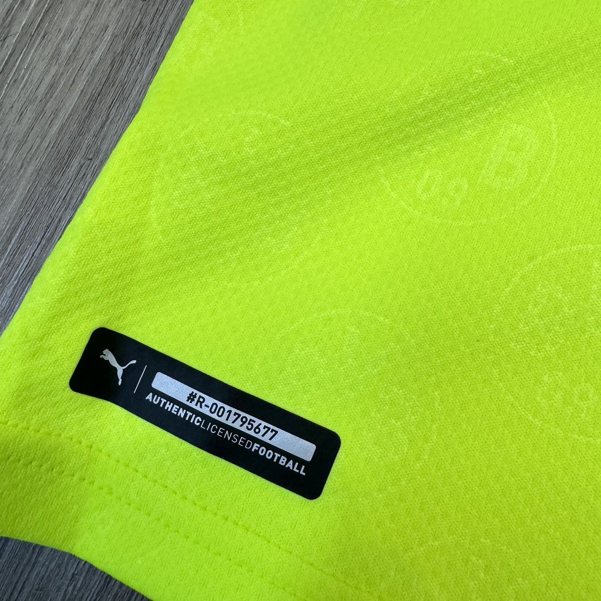 Puma Dortmund 21/22 home shirt #22 Bellingham Size US L / EU 52-54 / 3 - 5 Thumbnail