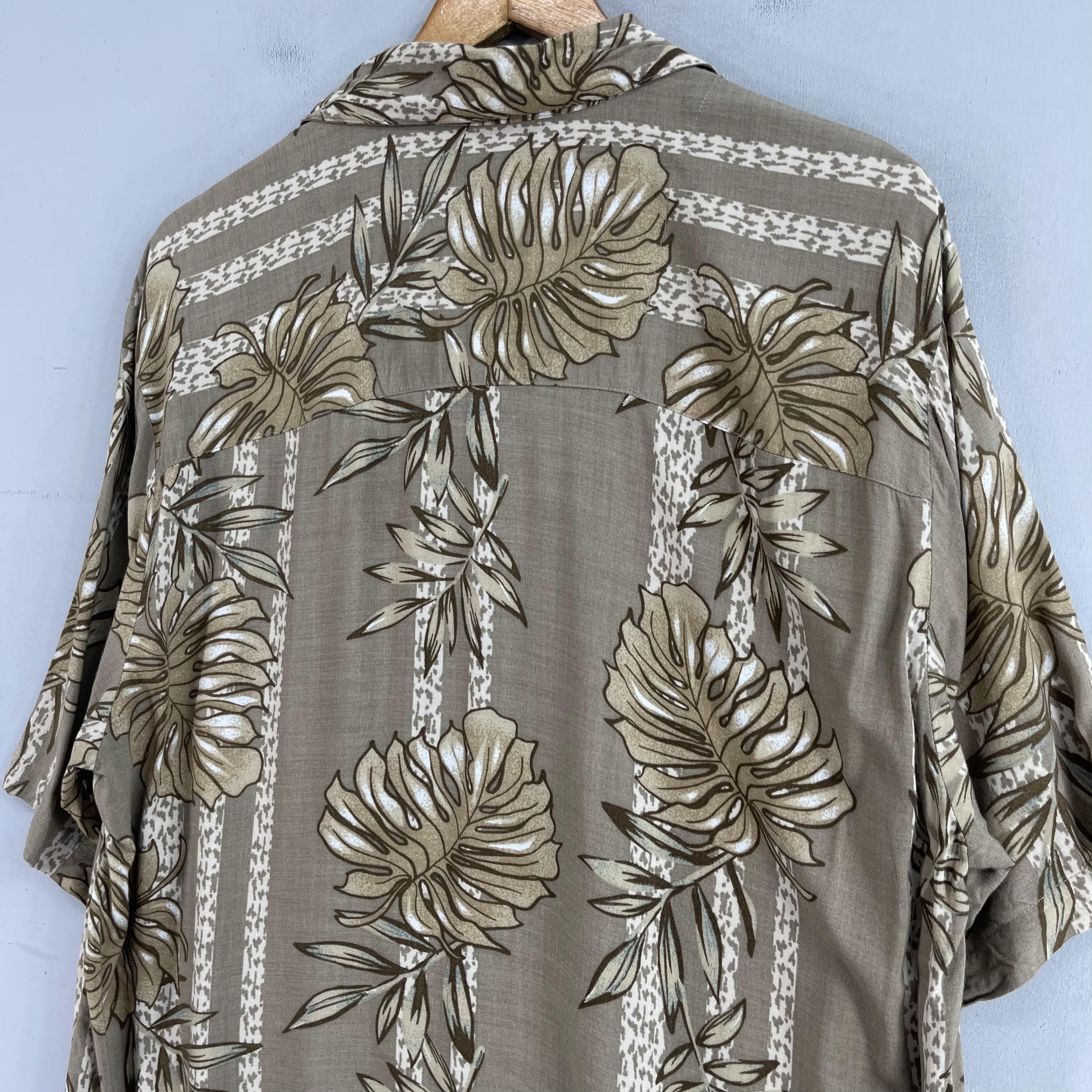 Japanese Brand × Vintage Vintage Hawaii Aloha Tropical Floral Motive Button Up Size US L / EU 52-54 / 3 - 7 Thumbnail