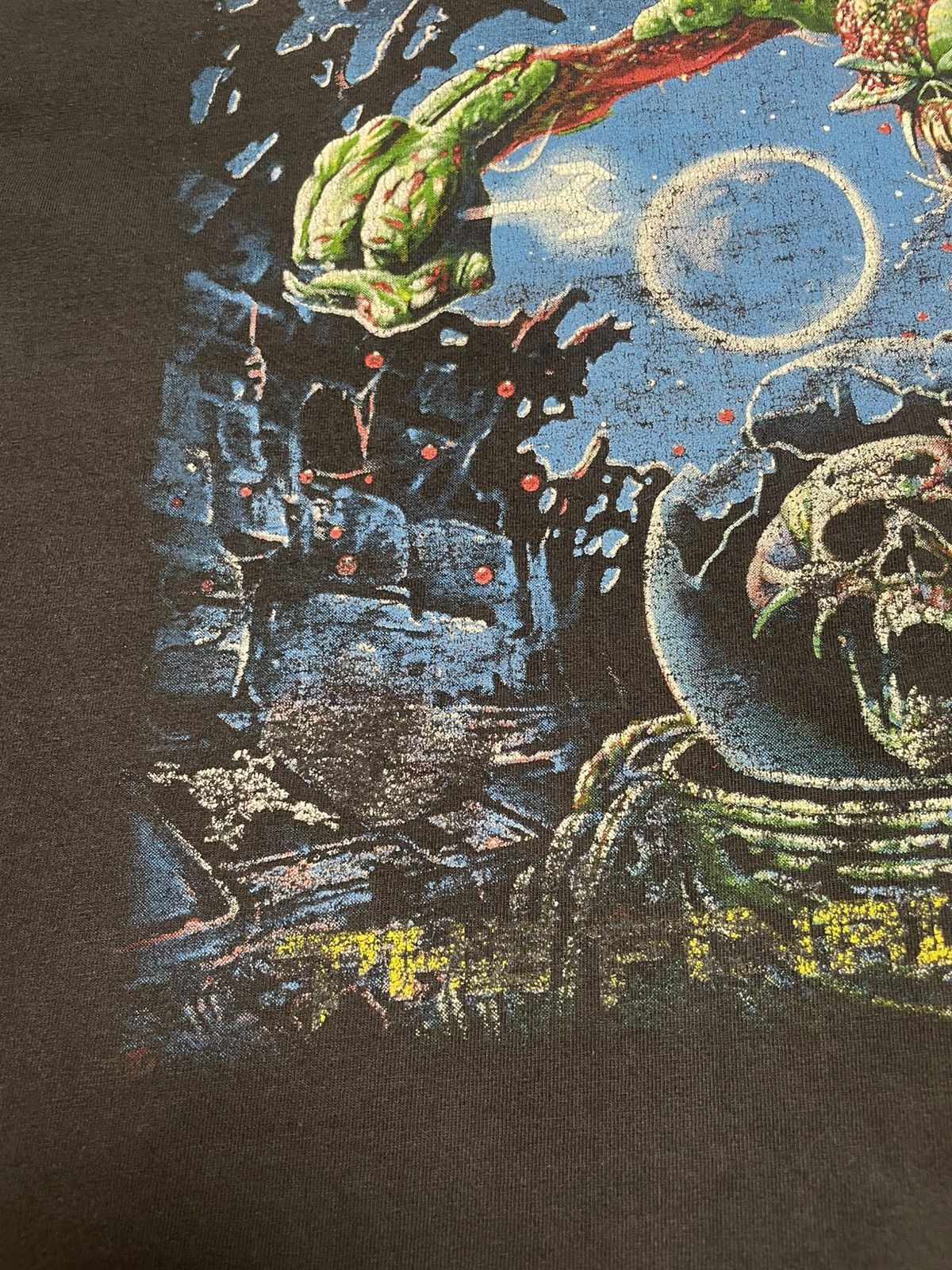 Iron Maiden Vintage Iron Maiden The Final Frontier Rock Band T-Shirt Size US L / EU 52-54 / 3 - 12 Thumbnail