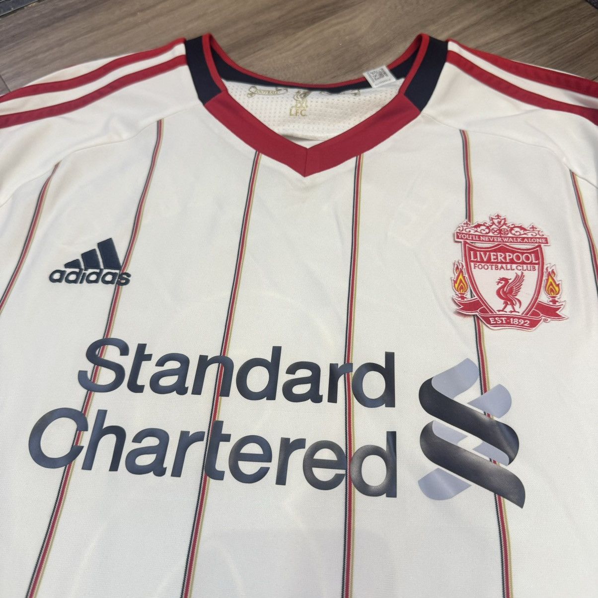 Adidas Liverpool 10/11 away shirt #8 Gerrard Size US XL / EU 56 / 4 - 3 Thumbnail