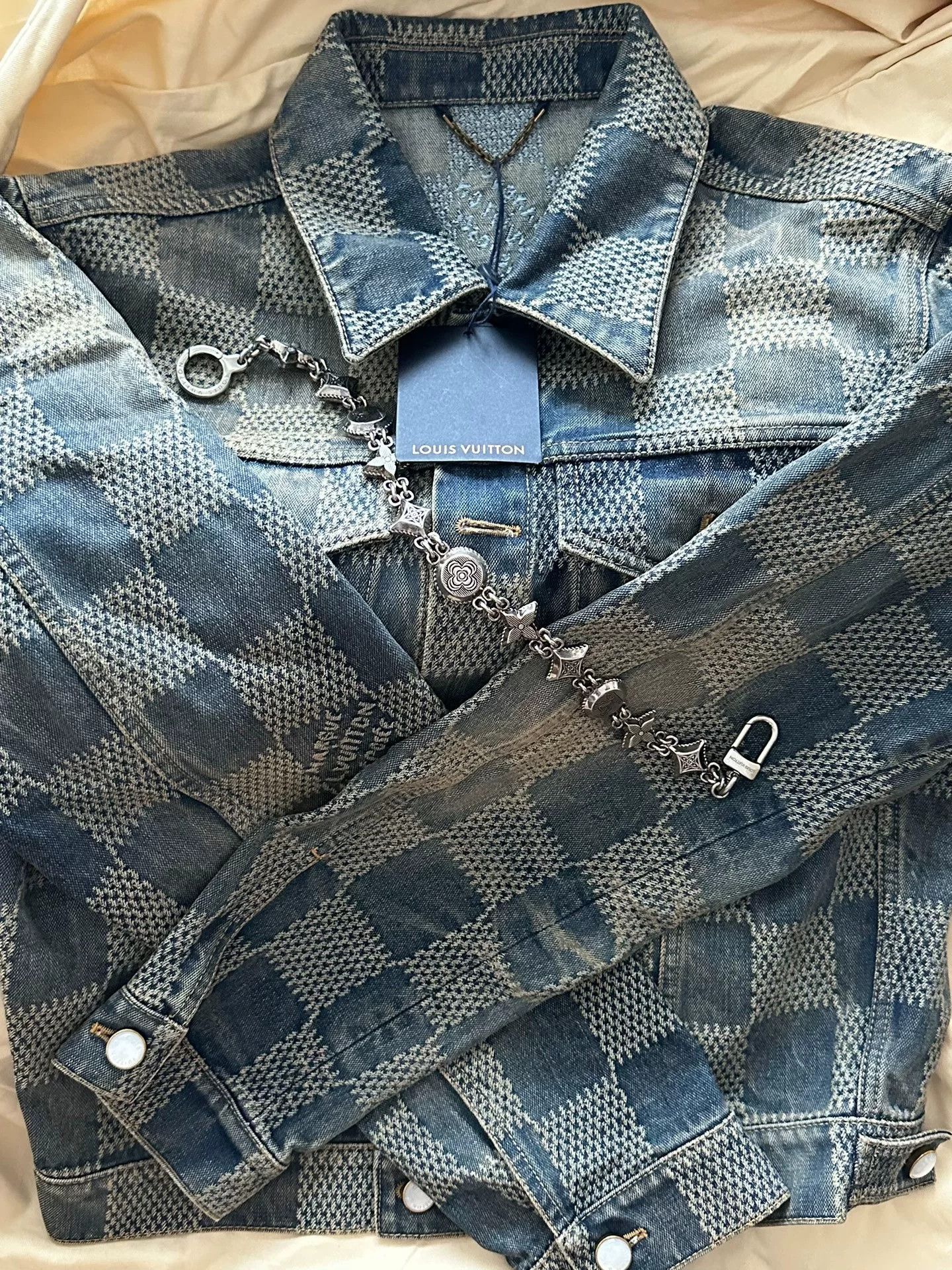 Louis Vuitton Louis Vuitton Lv24FW Dark Check Denim Jacket Size US M / EU 48-50 / 2 - 1 Thumbnail