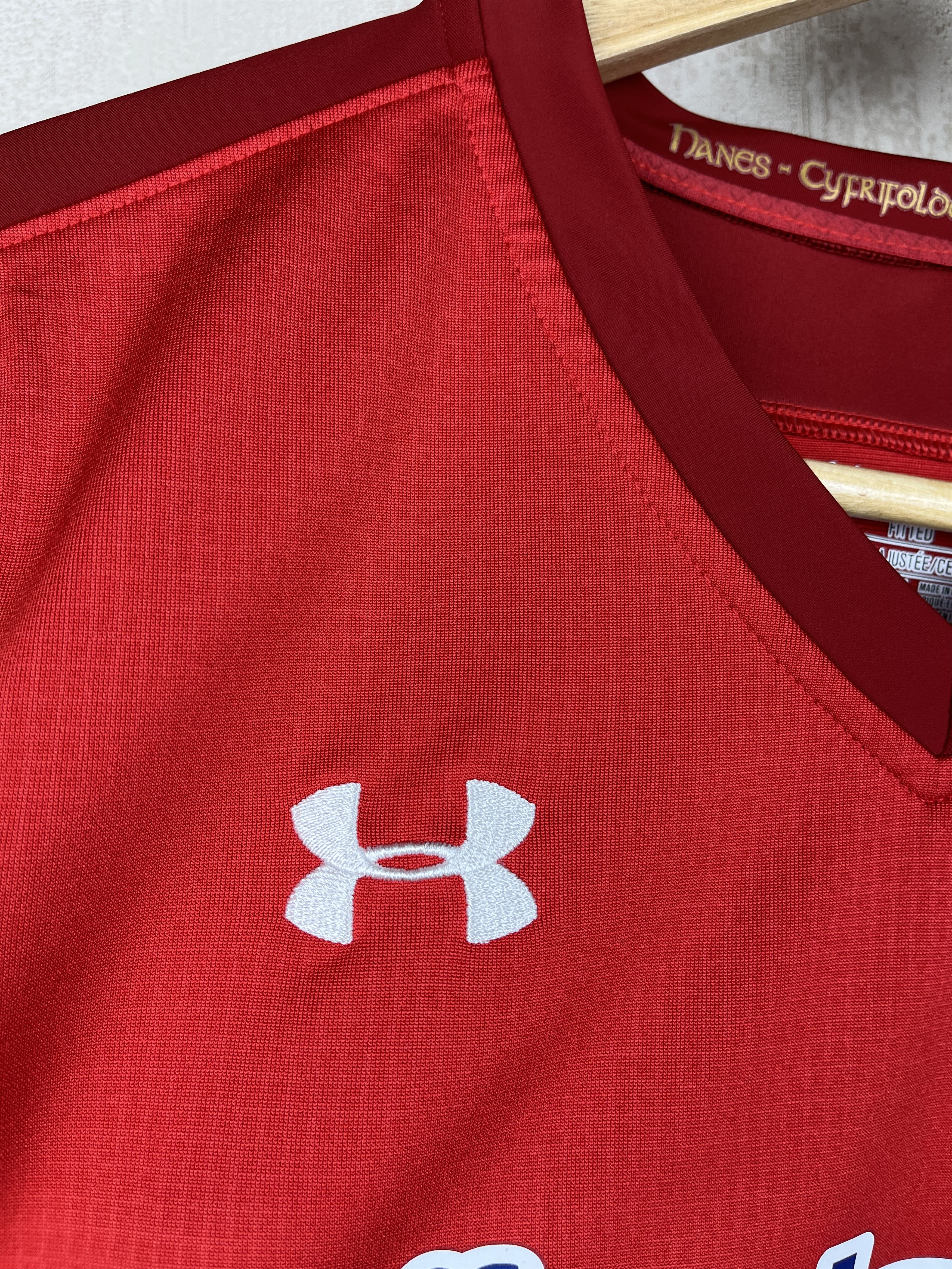 Under Armour Wales WRU Under Armour HeatGear Admiral Rugby Jersey Size US M / EU 48-50 / 2 - 7 Thumbnail