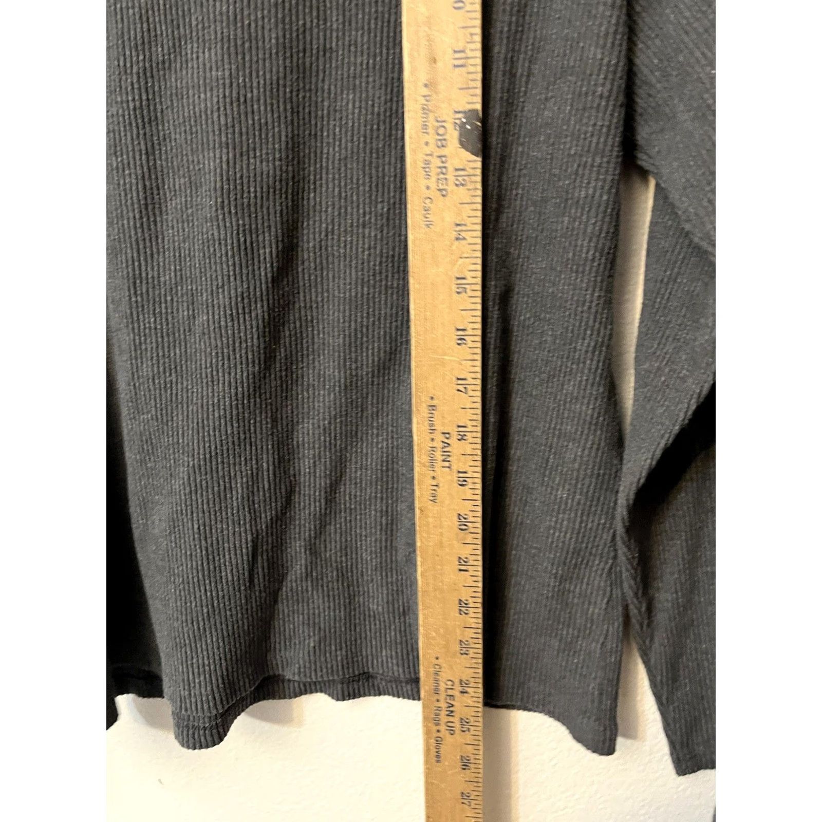 Old Navy Old Navy Ribbed Knit Gray Turtleneck Long Sleeve Women's Top 2XL Gray Ribbed Knit Turtleneck Pullover Casual Fall Winter Women XXL Size XXL / US 16-18 / IT 52-54 - 4 Thumbnail