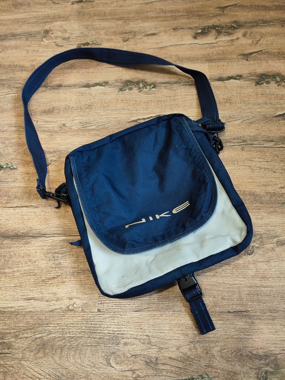 Nike Vintage Nike Y2K Messenger Bag - Navy Shoulder Crossbody Bag Size ONE SIZE - 6 Thumbnail