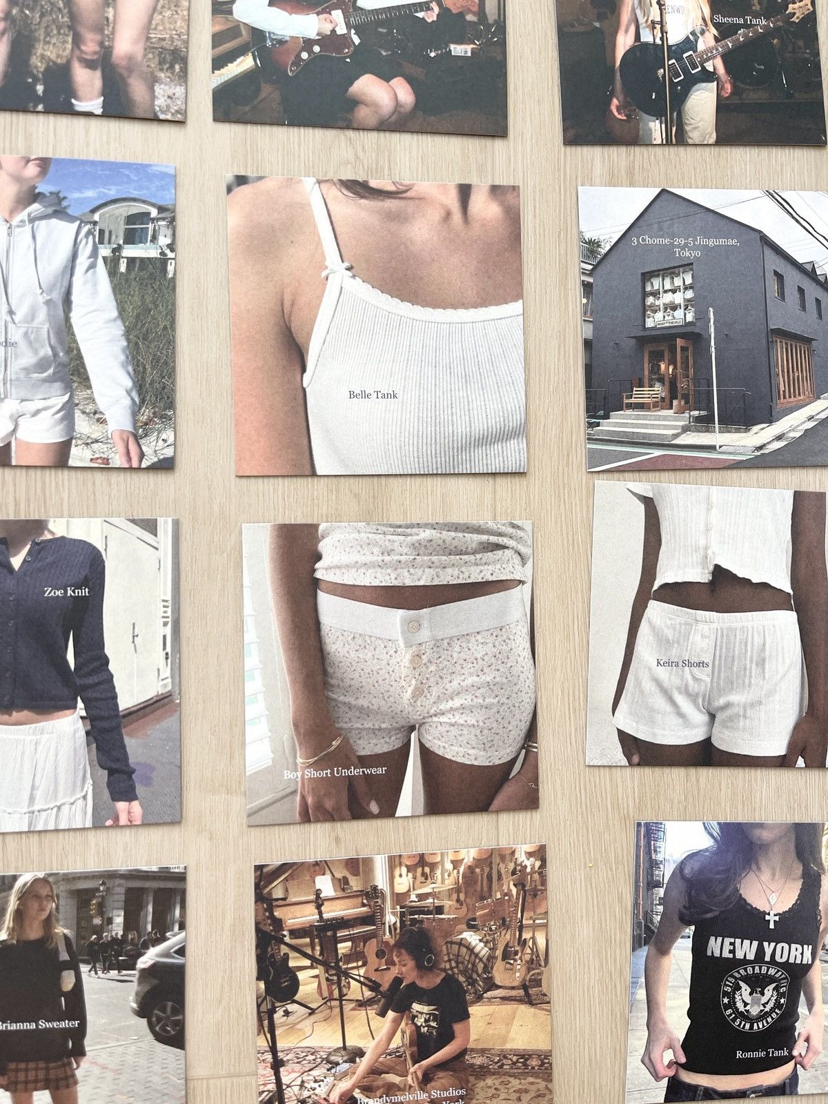 Designer STEAL! Brandy Melville y2k Hard Cards Set Size ONE SIZE - 6 Thumbnail