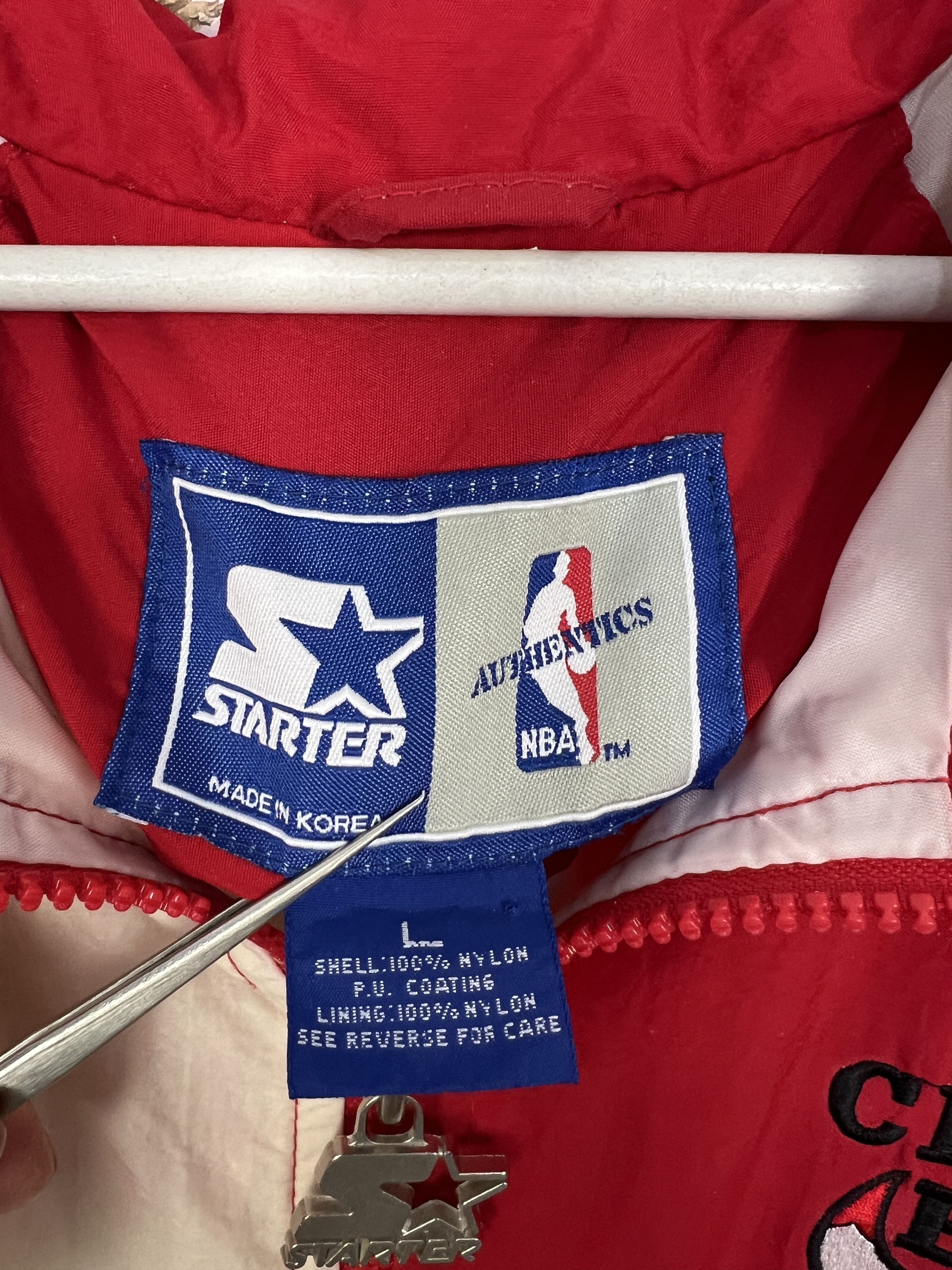 Starter Vintage 90's Starter Chicago Bulls NBA Warm Up Jacket Size US L / EU 52-54 / 3 - 10 Thumbnail