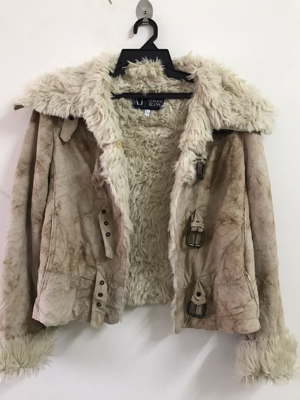 Armani Vintage Armani Suede Leather jacket With Faux Fur Collar Size S / US 4 / IT 40 - 5 Thumbnail