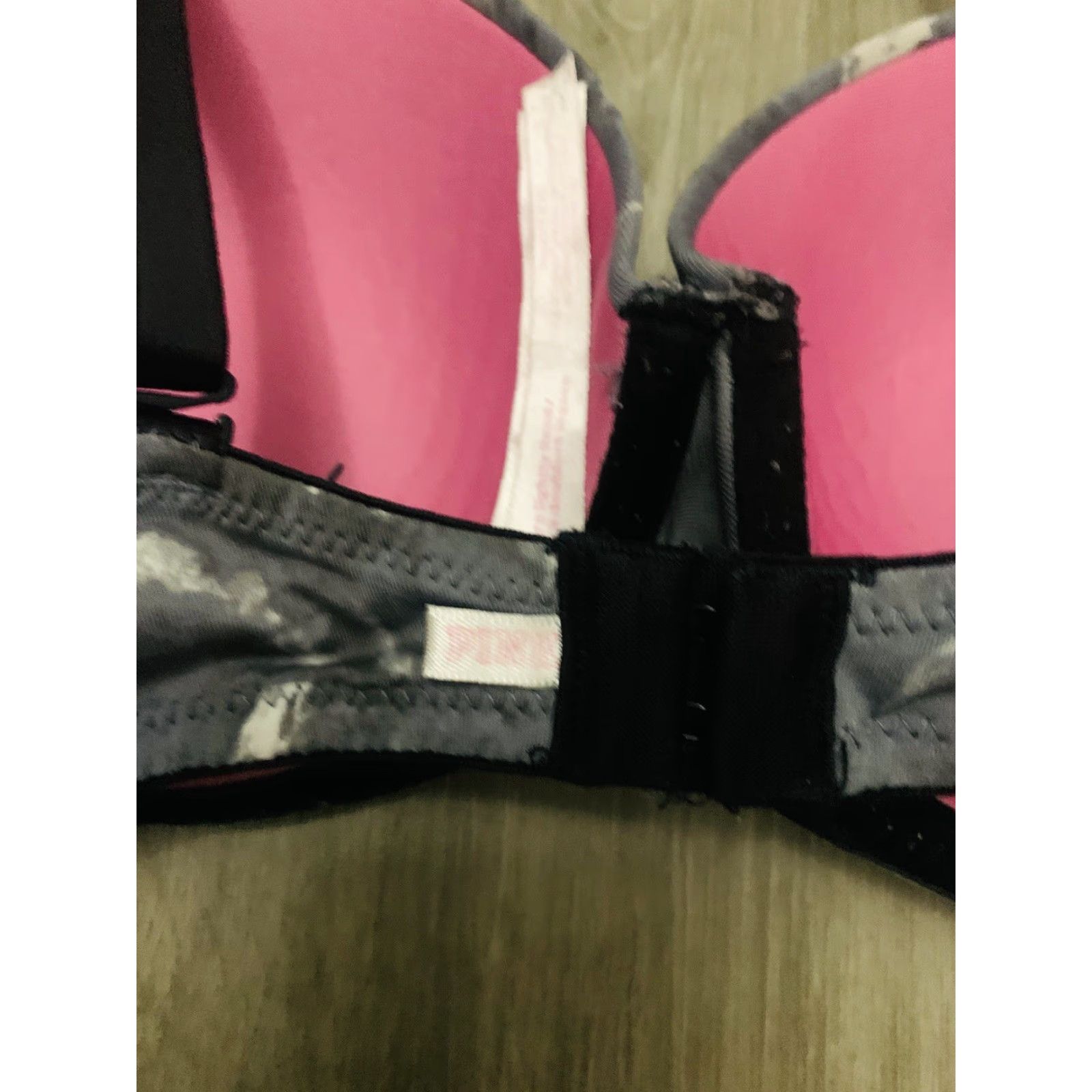 Victoria's Secret PINK Victoria's Secret Wear Everywhere Bra 32DD Gray Lightly Lined Womens T-Shirt Bra Size ONE SIZE - 3 Thumbnail