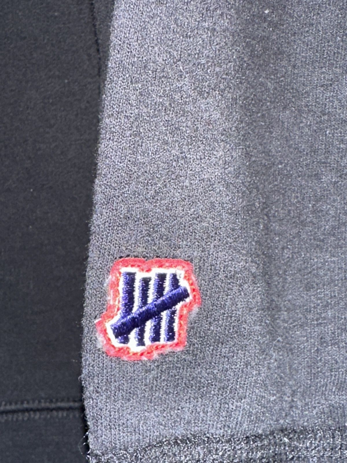 Undefeated Undefeated Classic Logo Hoodie Size US S / EU 44-46 / 1 - 4 Thumbnail