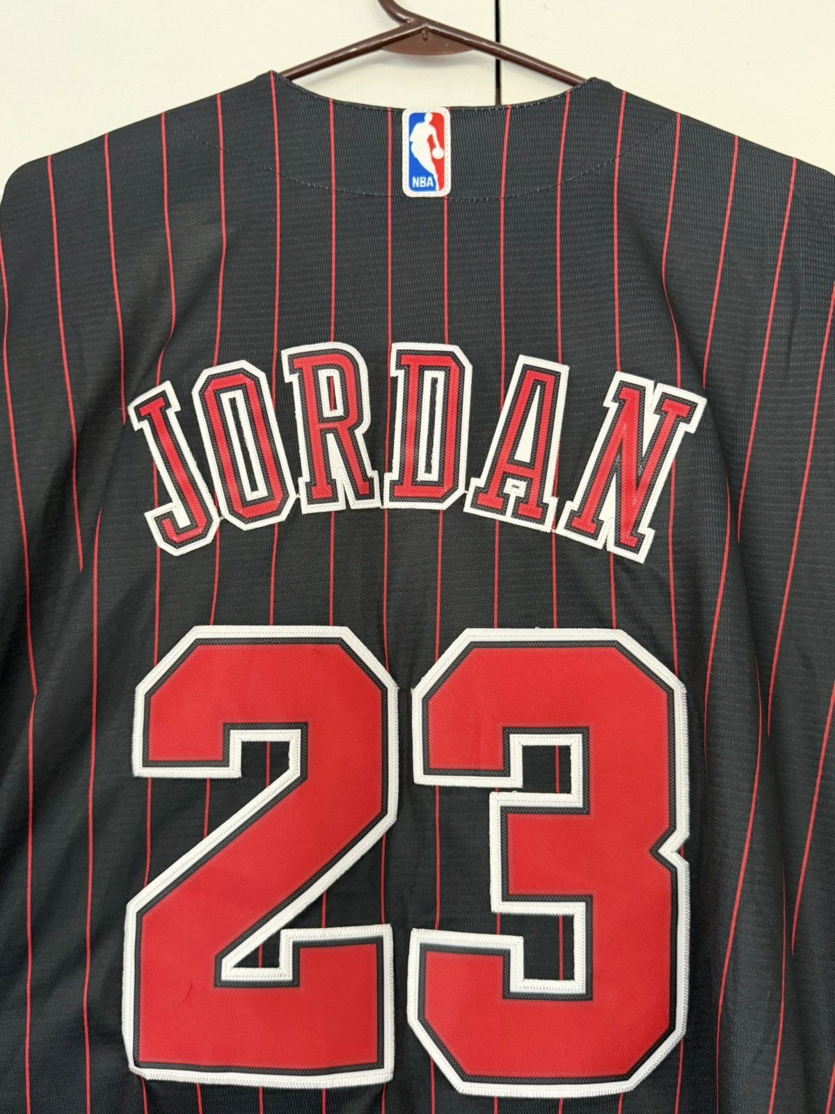 Nike NIKE CHICAGO BULLS MICHAEL JORDAN 23 BASEBALL JERSEY MLB NBA Size US XL / EU 56 / 4 - 7 Thumbnail