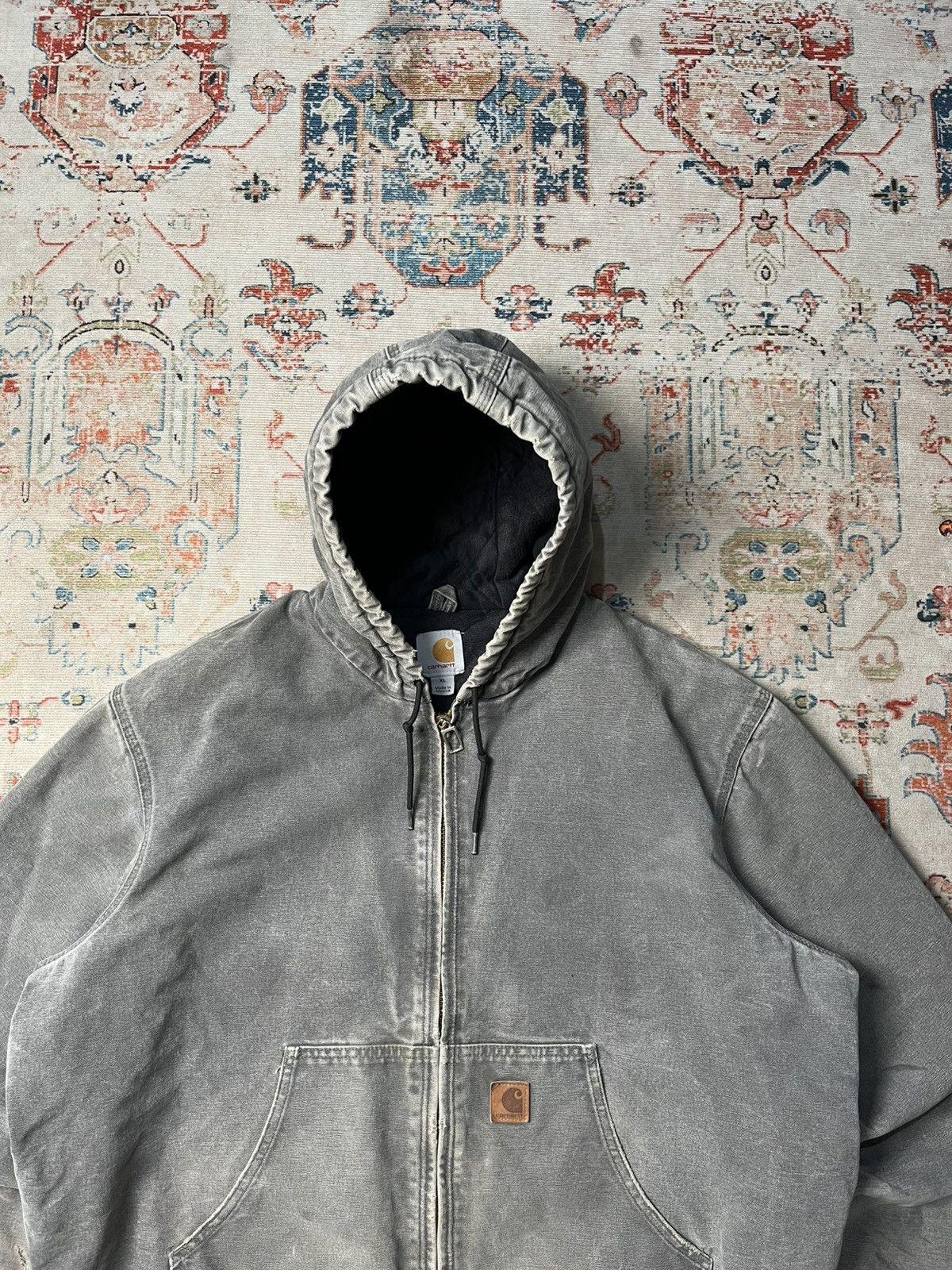 Carhartt Vintage Thrashed Carhartt J130GVL Active Jacket Gravel Grey Size US XL / EU 56 / 4 - 3 Thumbnail
