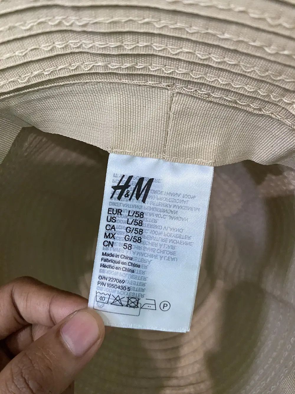 H&M H&M Plain Bucket Hat Size ONE SIZE - 5 Thumbnail