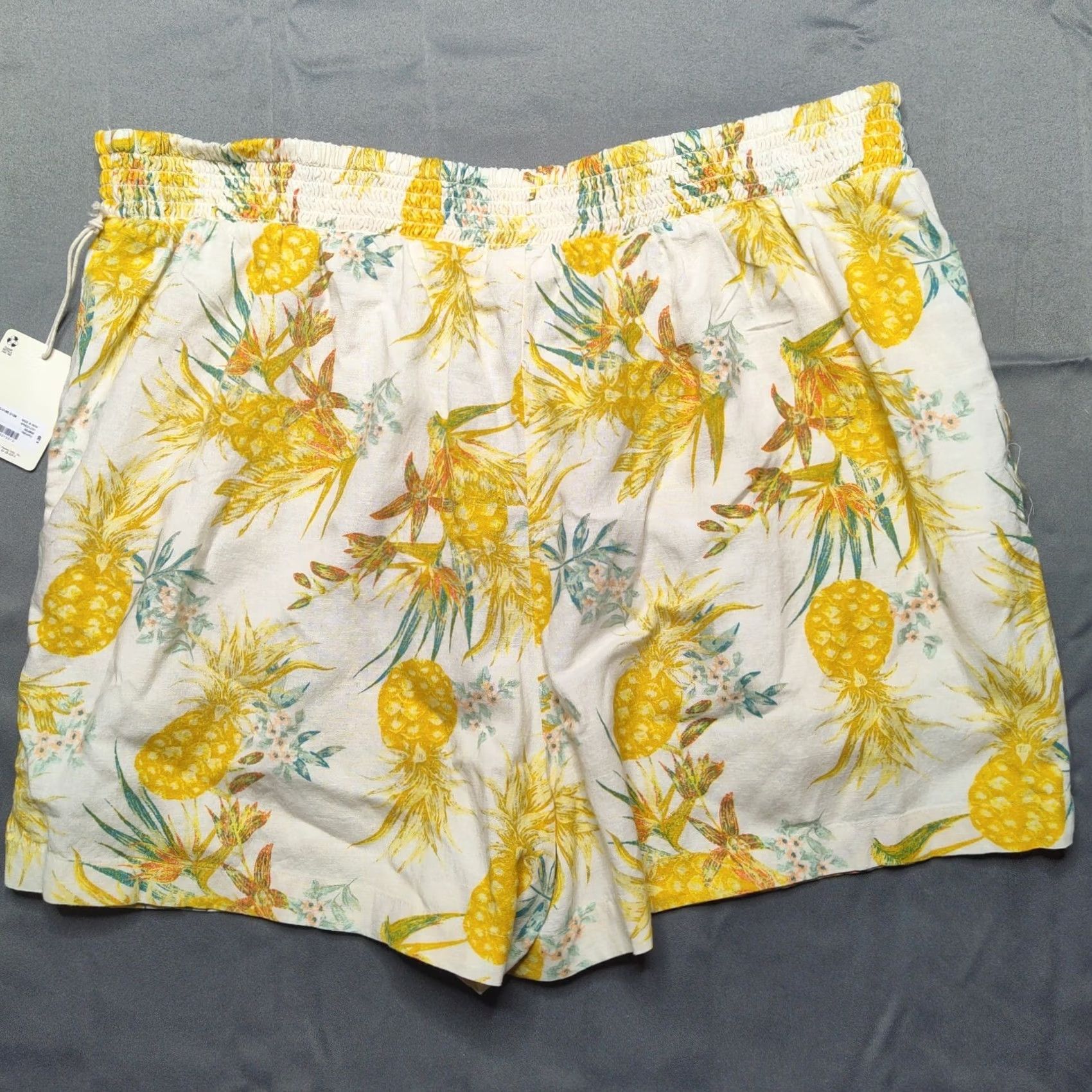 Vintage ANA Women 2XL Allover Pineapple Print Rayon Linen Blend Pull-On Shorts NEW Size 40" / US 18 - 4 Thumbnail