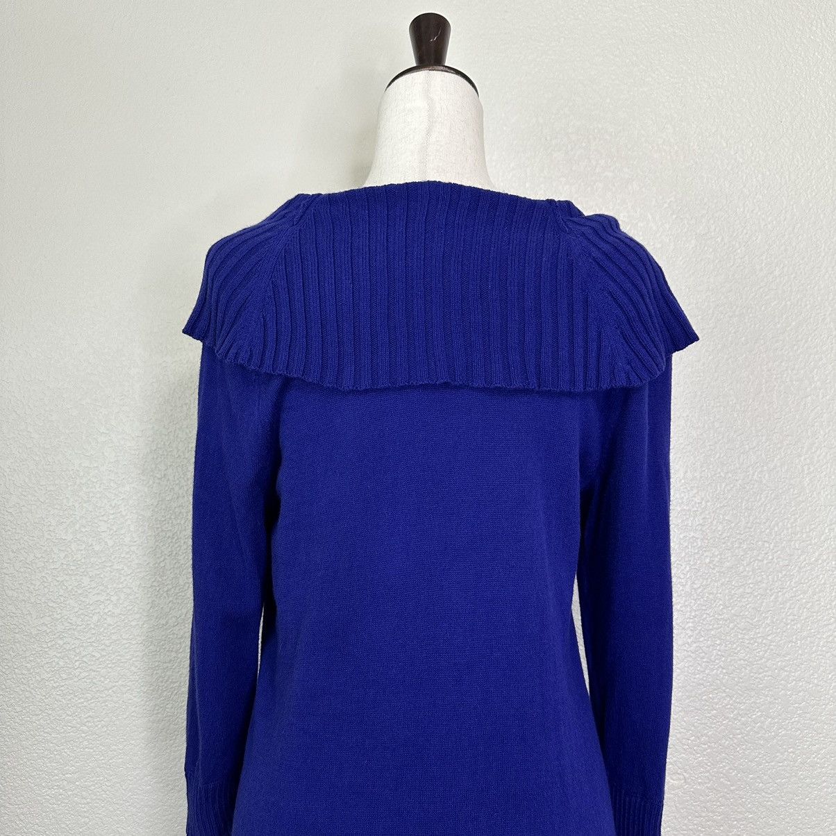 Chicos Chico’s Royal Blue Buttoned Boat Off Shoulder Neck Sweater Size M / US 6-8 / IT 42-44 - 8 Thumbnail