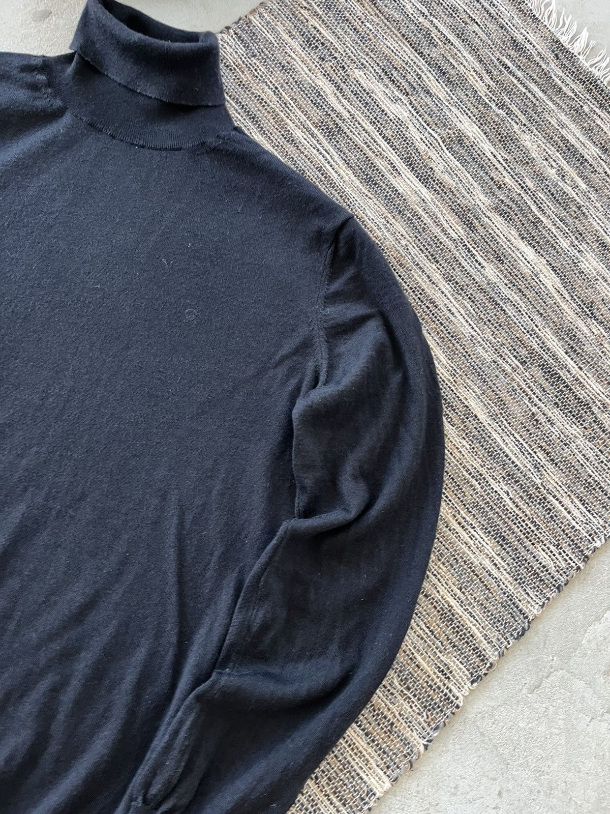 Gucci Vintage Gucci Tom Ford Wool Turtleneck Black Minimalistic Size US XXL / EU 58 / 5 - 5 Thumbnail
