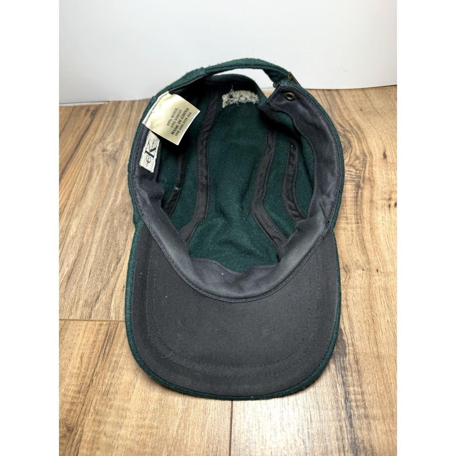 Calvin Klein VINTAGE Calvin Klein Jeans Green Wool Panel Pocket Hat Cap Strapback 90s Unisex Adults One Size Mens Womens Size US 35 - 6 Thumbnail