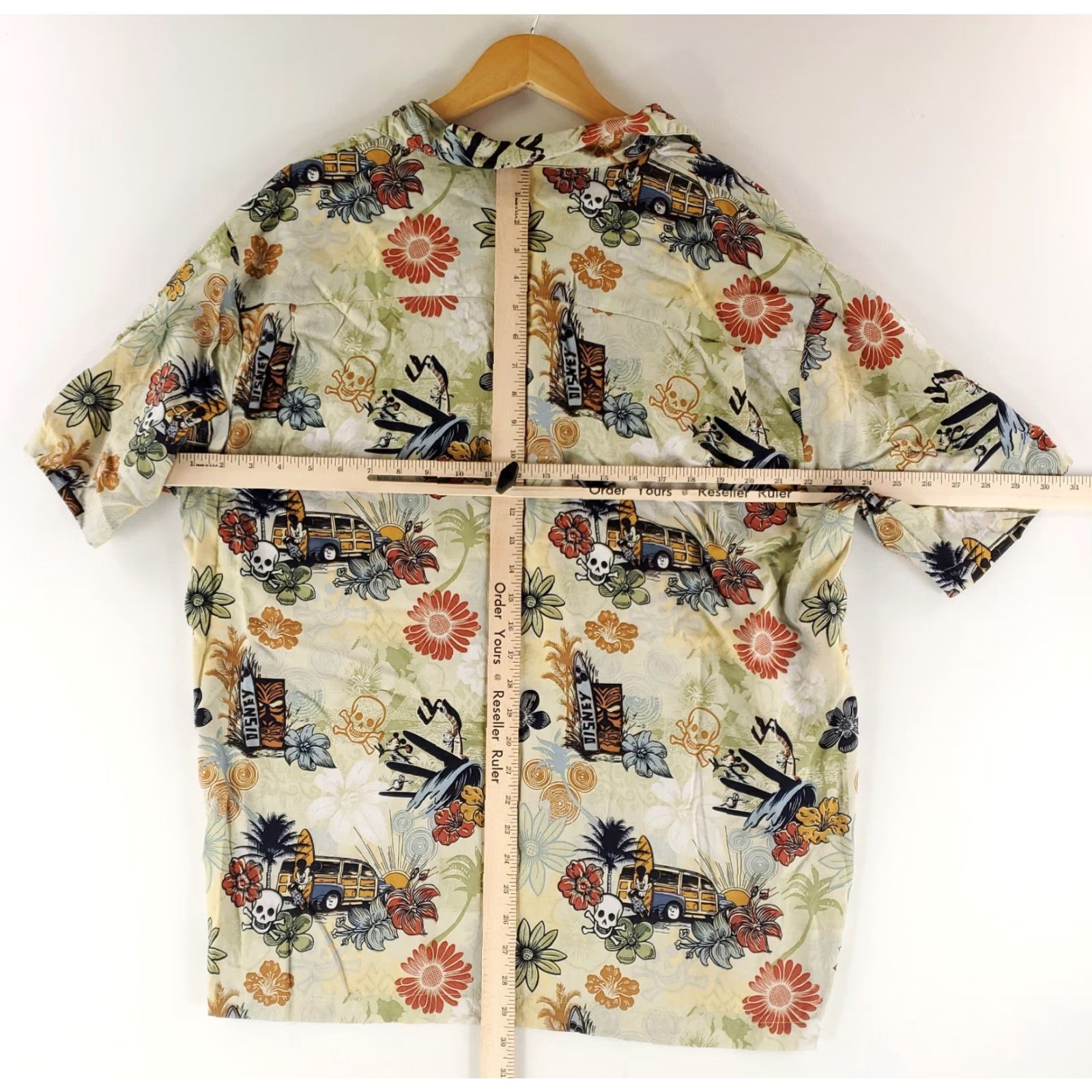 Disney Walt Disney World Hawaiian Shirt Mickey Mouse Skulls Tiki Rayon Mens L Multicolor Short Sleeve Disney Shirt Mens L Size US L / EU 52-54 / 3 - 7 Thumbnail