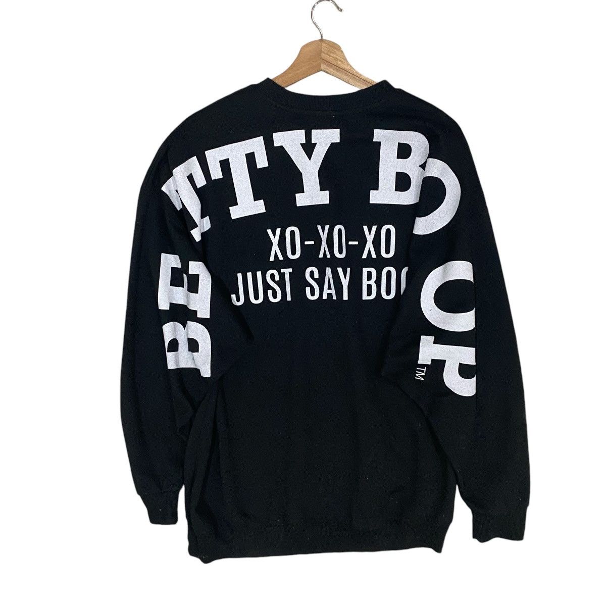 Anime × Cartoon Network × Vintage 🔥VINTAGES BETTY BOOP X STRANGE HEAVEN LETTERMAN SWEATSHIRT Size US L / EU 52-54 / 3 - 7 Thumbnail