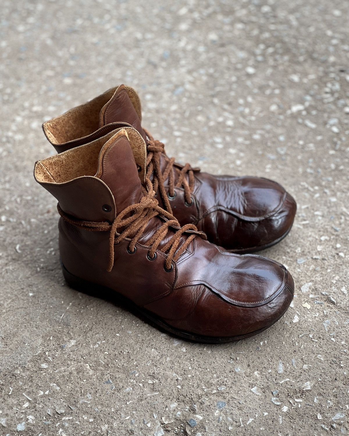The Old Curiosity Shop The Old Curiosity Shop Bump Toe Boots 90's