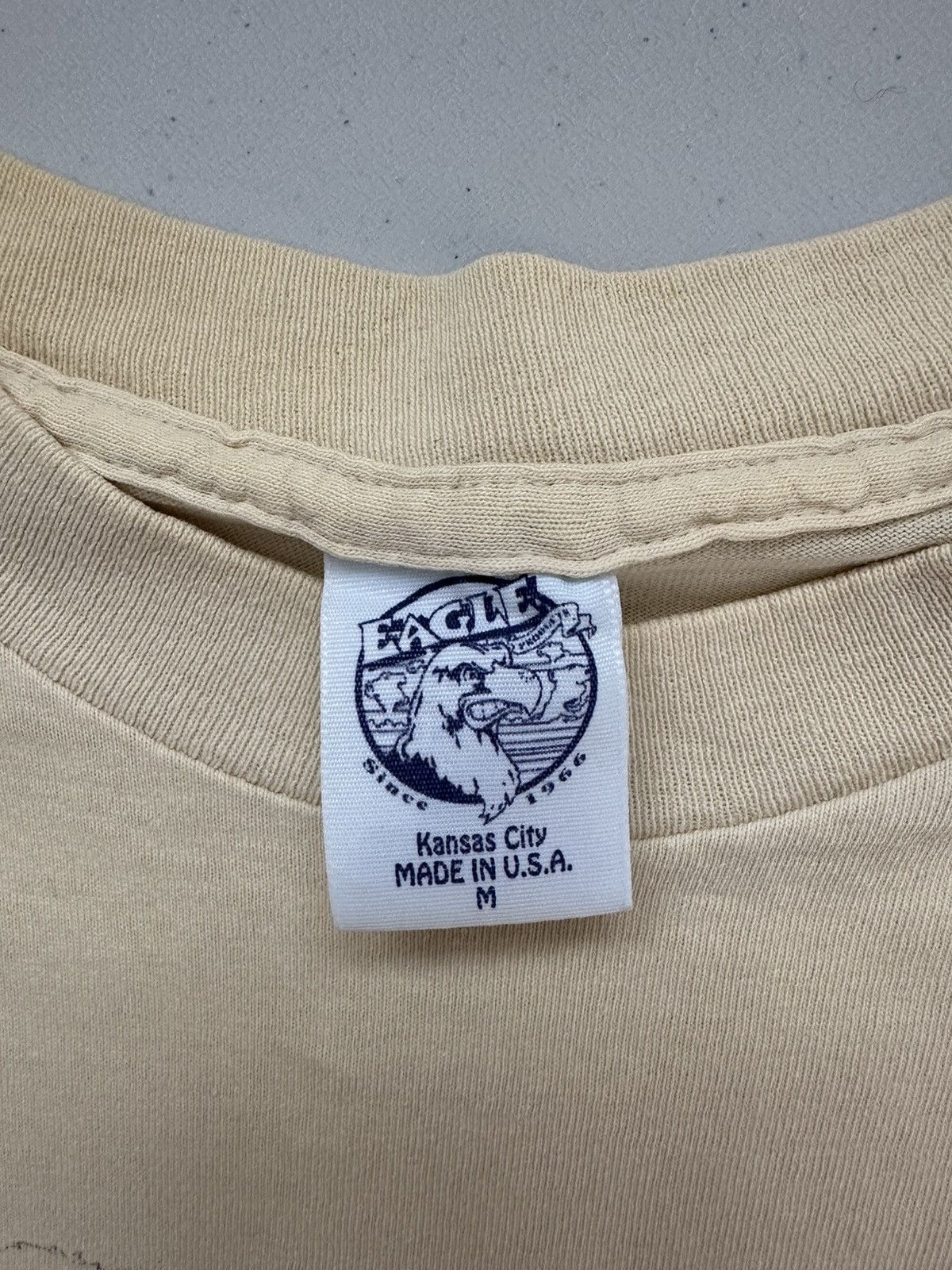 Band Tees 90s Vintage Canada Eagle Box Logo Tee Made in Usa Size US M / EU 48-50 / 2 - 5 Thumbnail