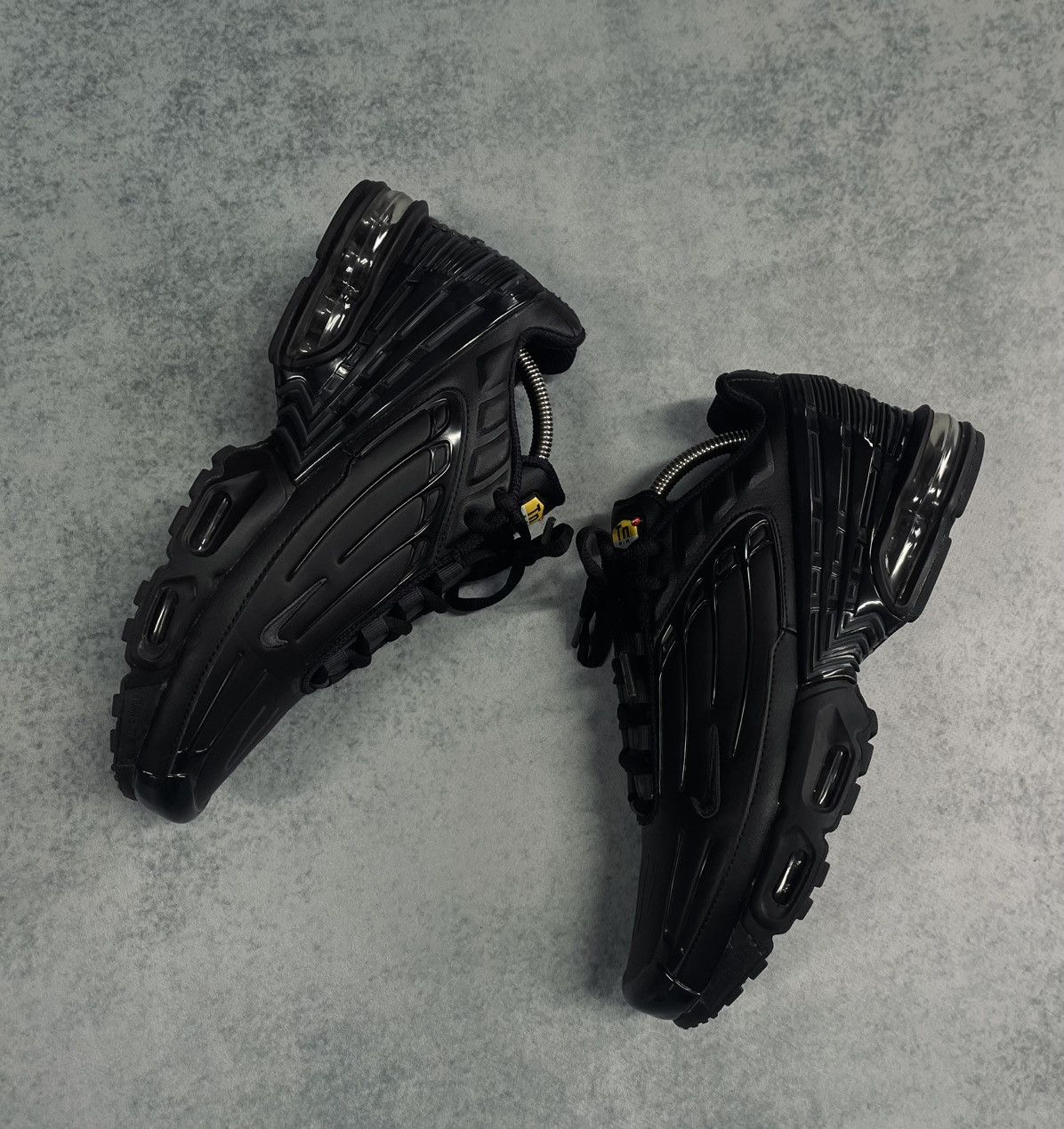 Nike Nike Air Max Plus 3 TN Men’s Shoes Black Grey US 8 EUR 41 Size US 8 / EU 41 - 5 Thumbnail