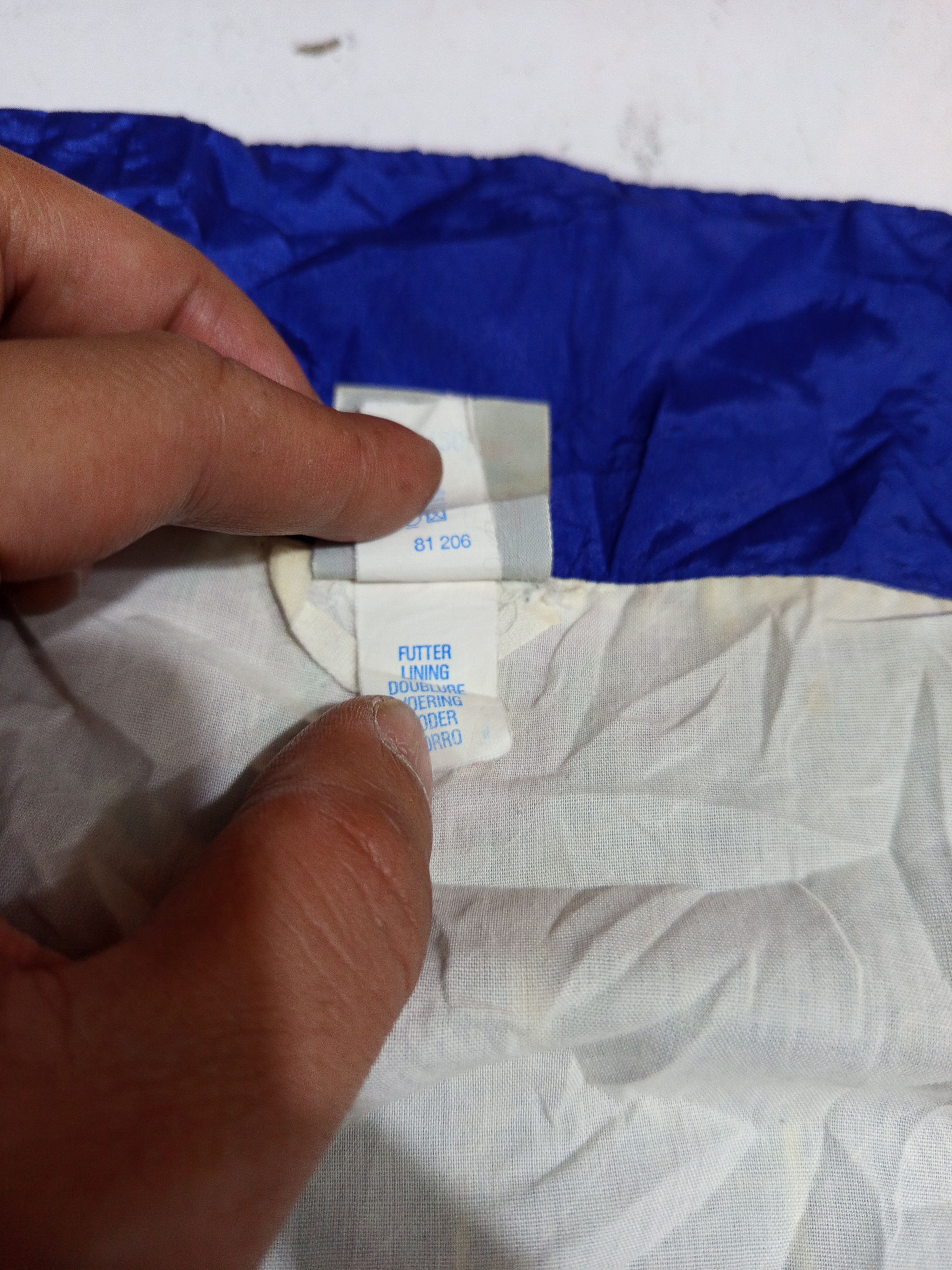 Vintage 1990s Triumph International Geometric Windbreaker Jacket Size US L / EU 52-54 / 3 - 11 Thumbnail