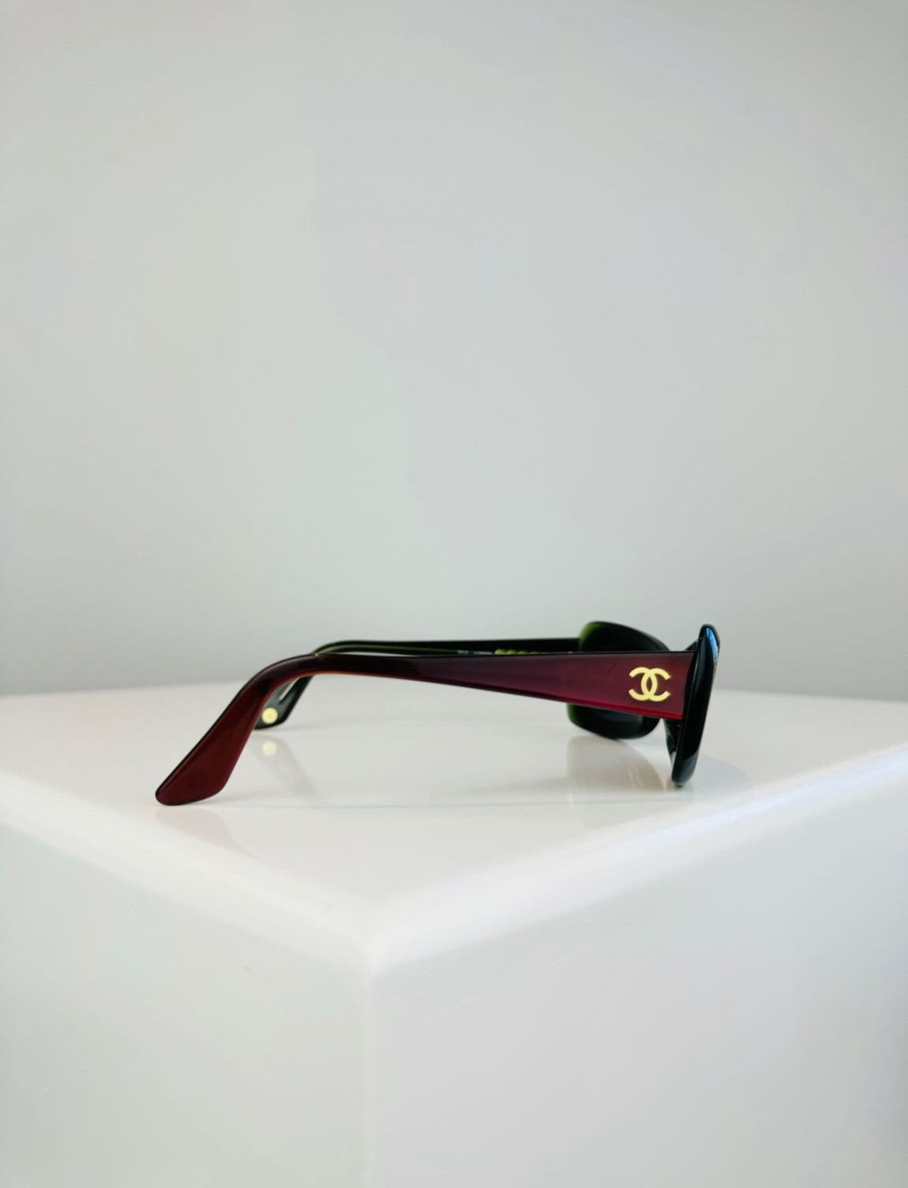 Chanel CHANEL VINTAGE SUNGLASSES Size ONE SIZE - 2 Thumbnail