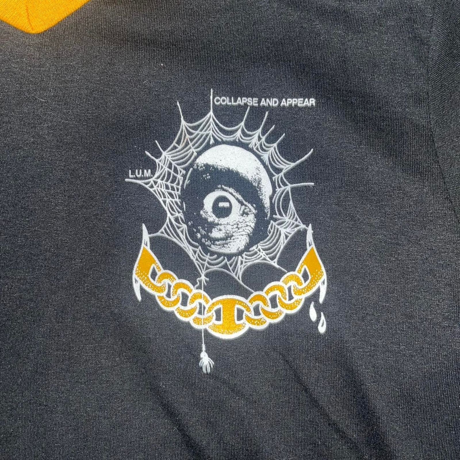 Other Lil ugly mane collapse and appear vneck Size US L / EU 52-54 / 3 - 2 Thumbnail